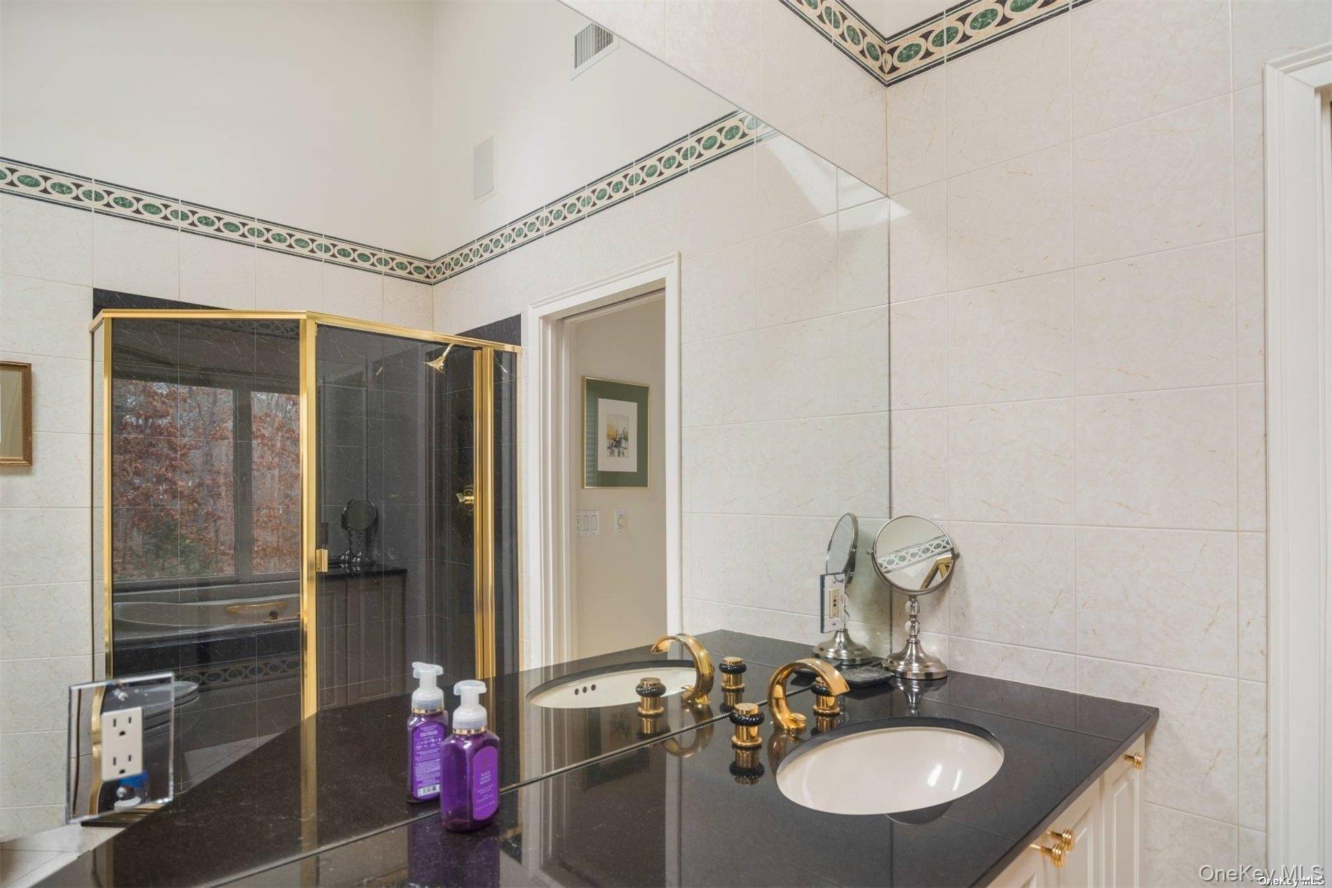 #19 photo, 14 Indian Pipe Drive, Quogue , NY 11959