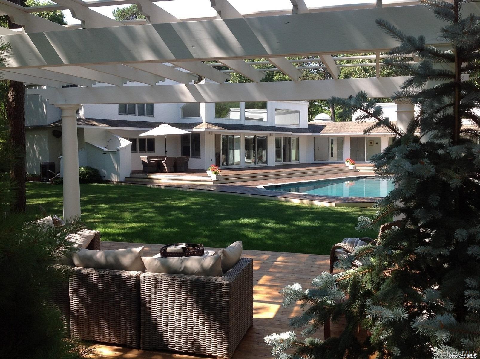 #20 photo, 14 Indian Pipe Drive, Quogue , NY 11959