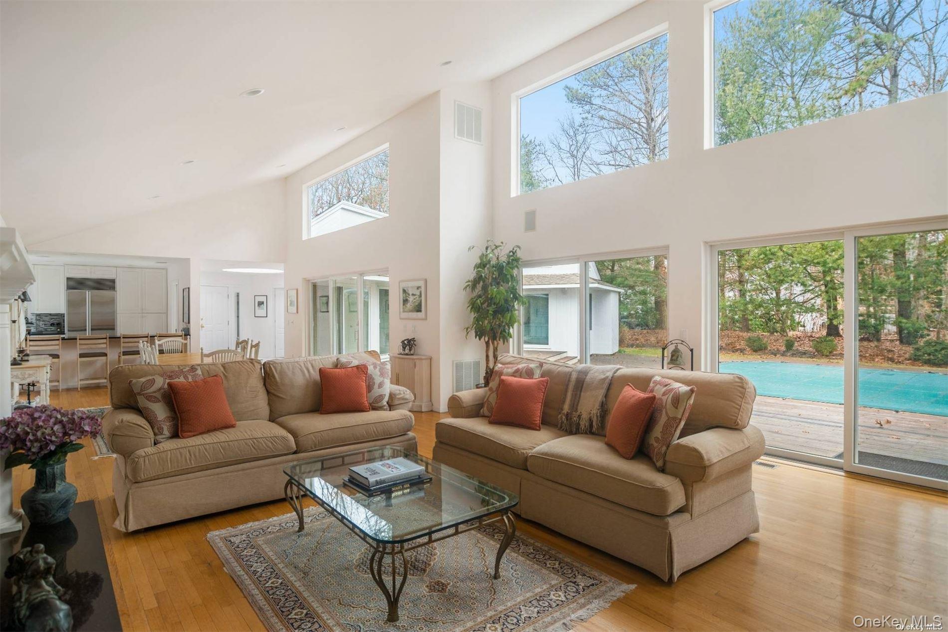 #4 photo, 14 Indian Pipe Drive, Quogue , NY 11959