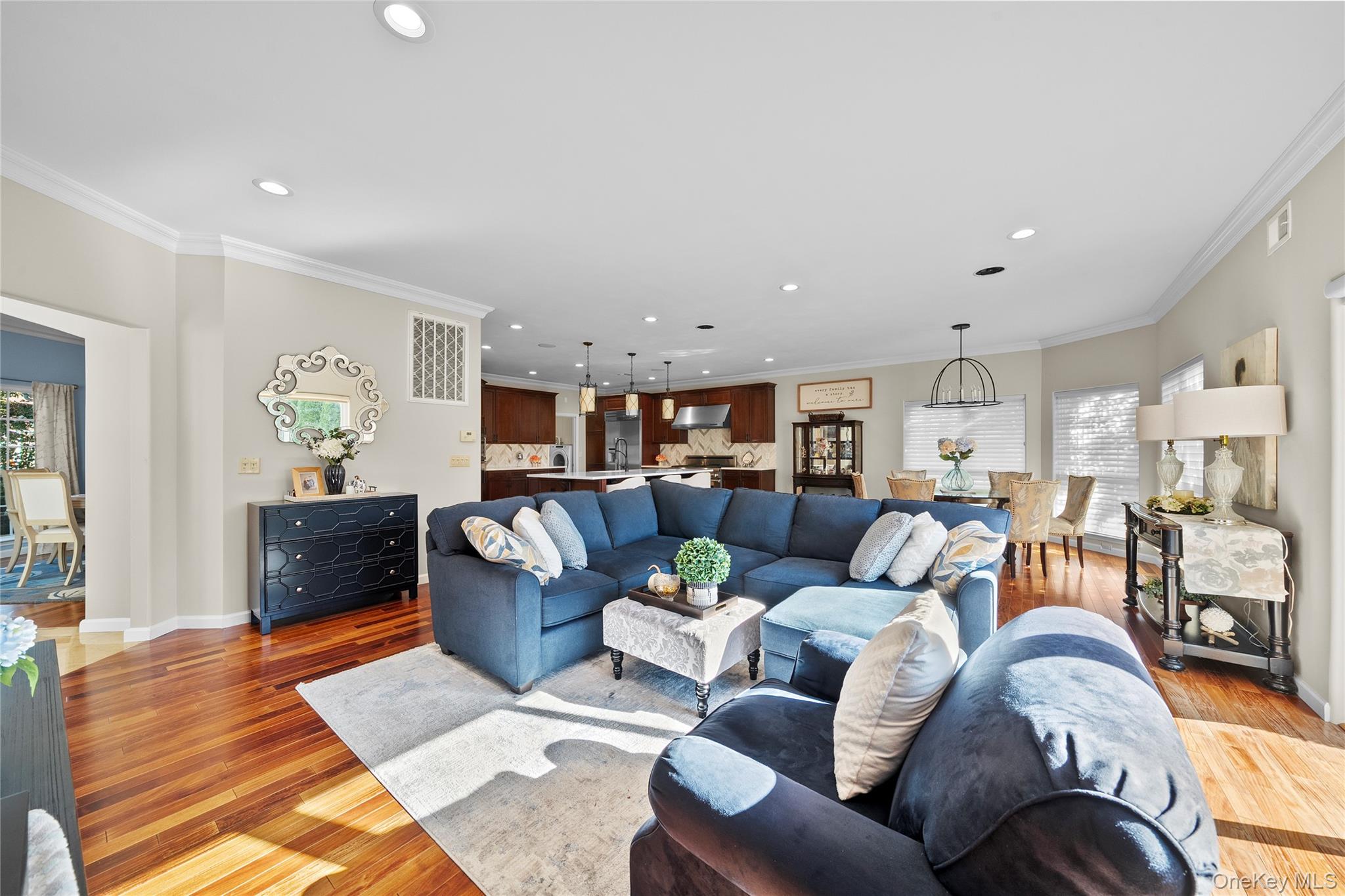 #16 photo, 77 Hamlet Drive, Mount Sinai , NY 11766