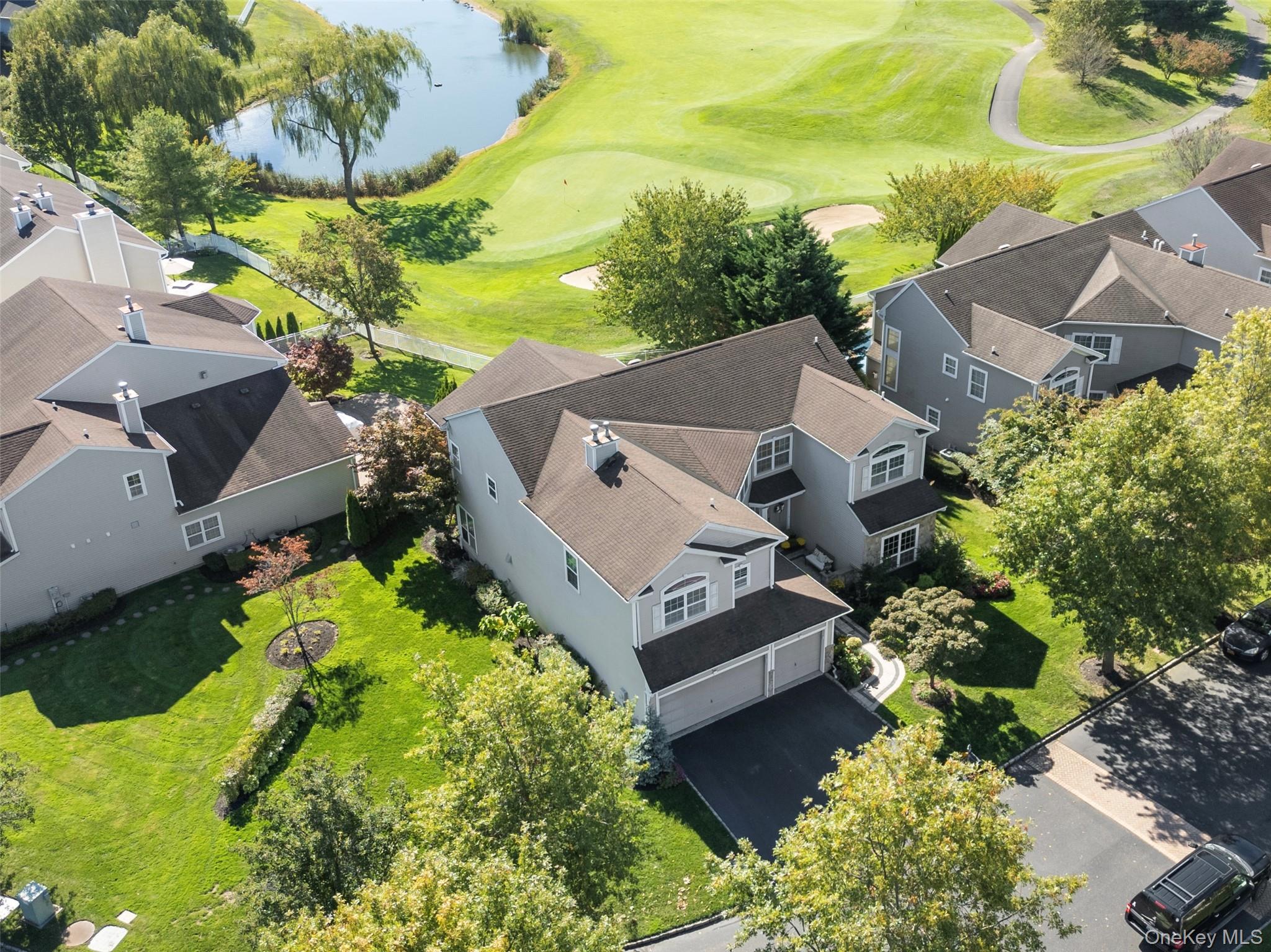 #4 photo, 77 Hamlet Drive, Mount Sinai , NY 11766