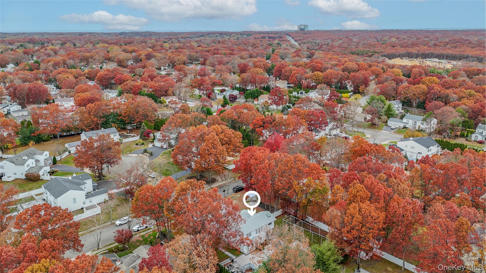 #14 photo, 7 Sweet Briar Path, Lake Grove , NY 11755