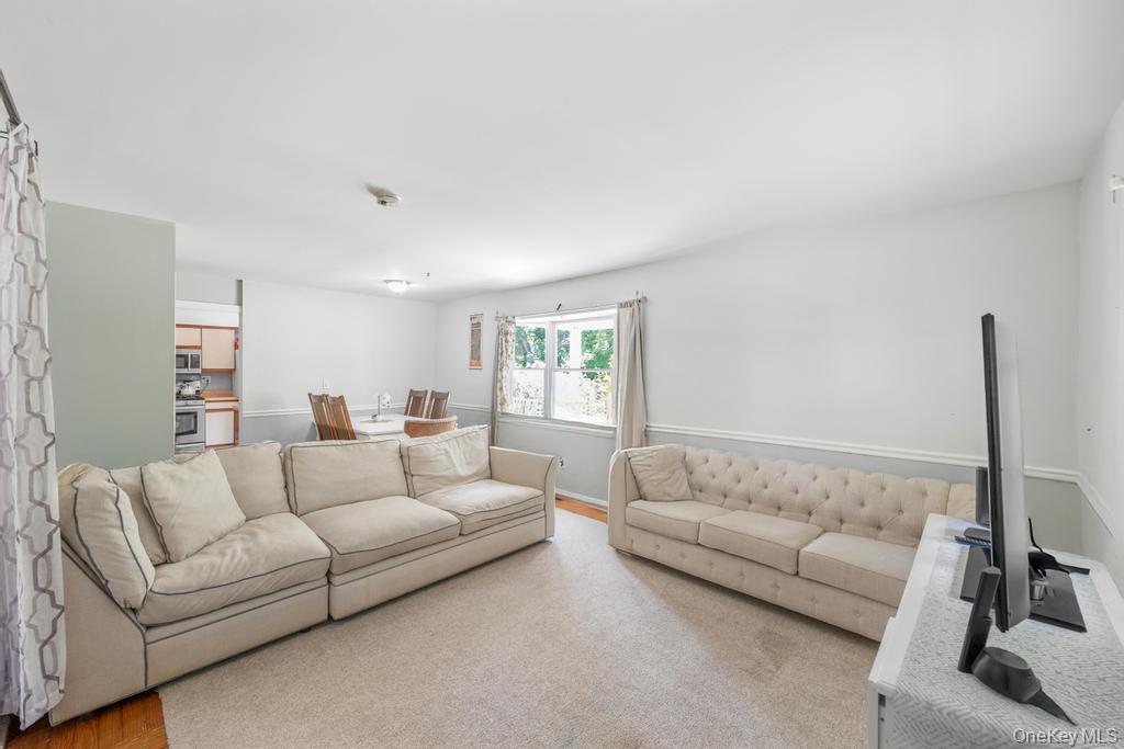 #18 photo, 4 Cooks Lane, Westhampton , NY 11977