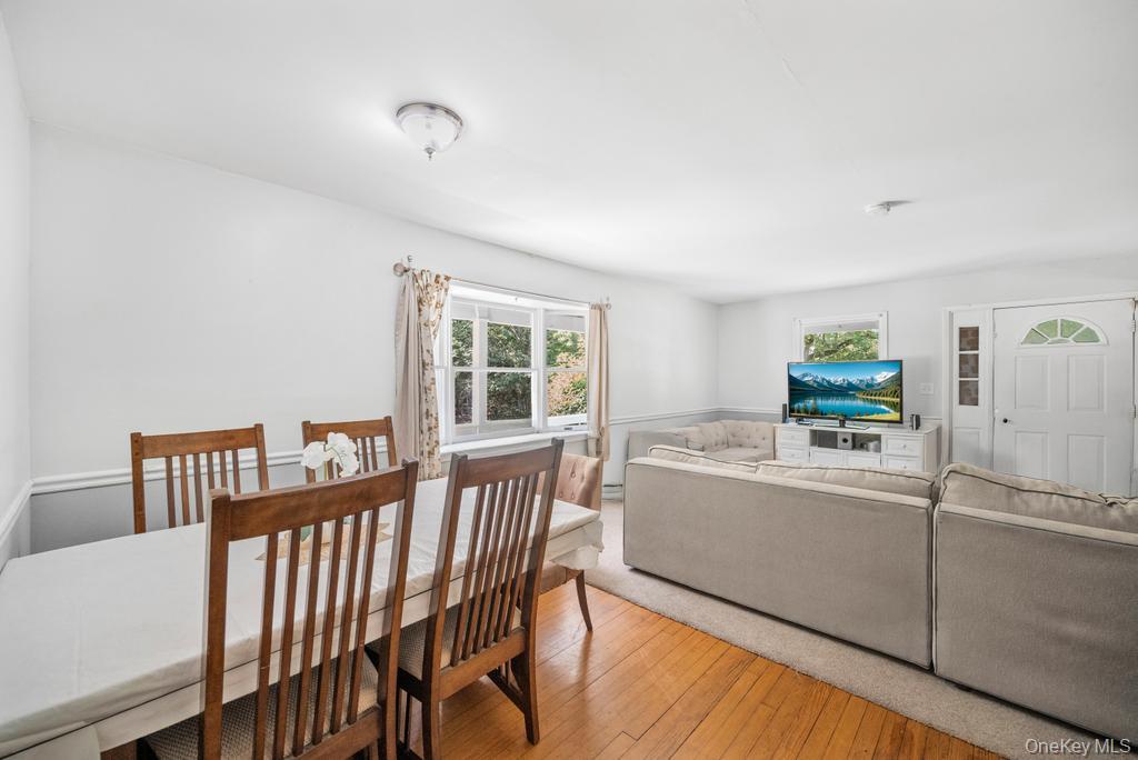 #20 photo, 4 Cooks Lane, Westhampton , NY 11977