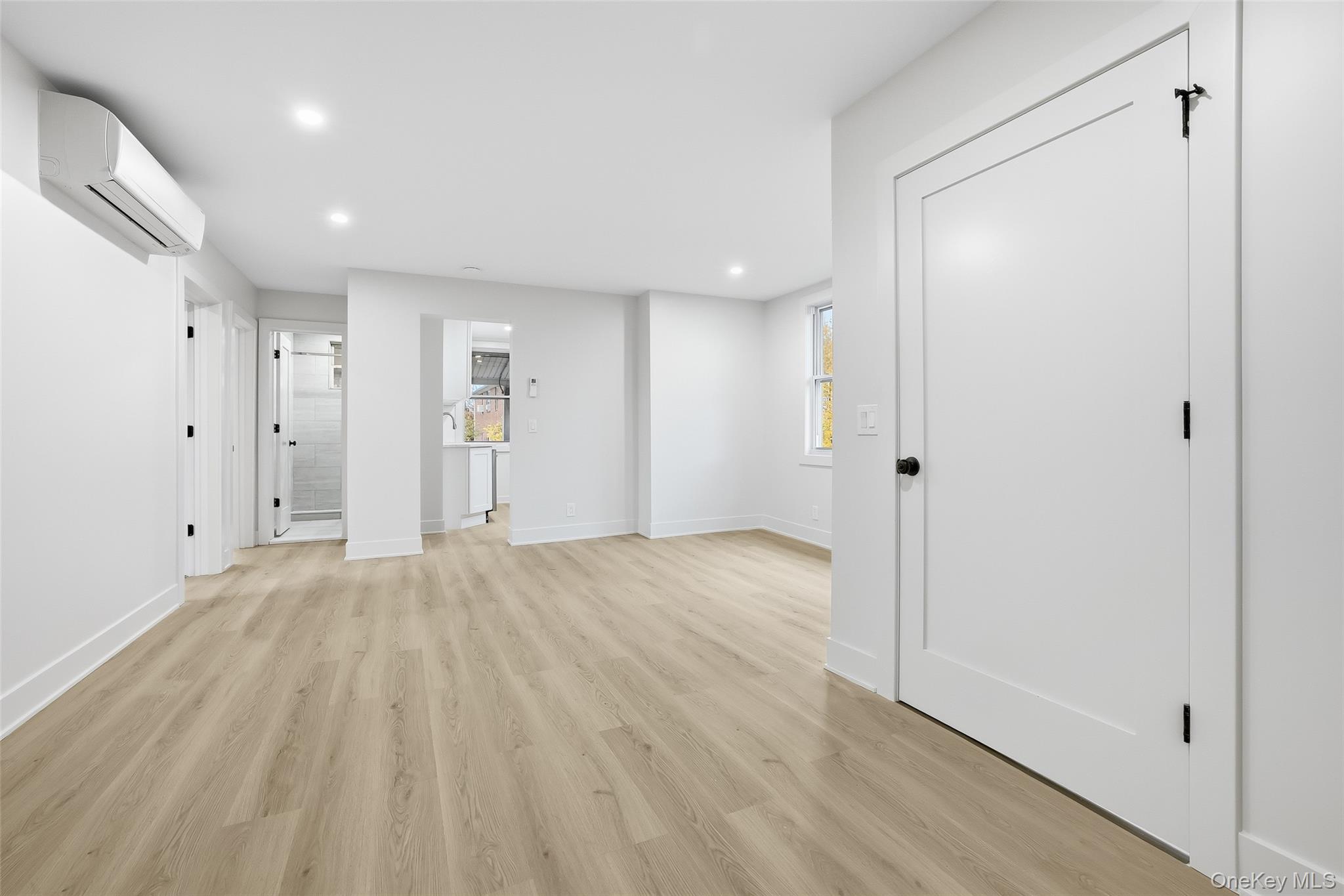 #19 photo, 36 Dunwoodie Street, Yonkers , NY 10704