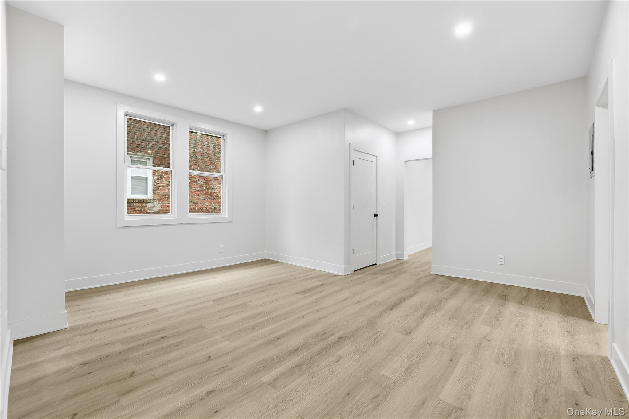 #4 photo, 36 Dunwoodie Street, Yonkers , NY 10704