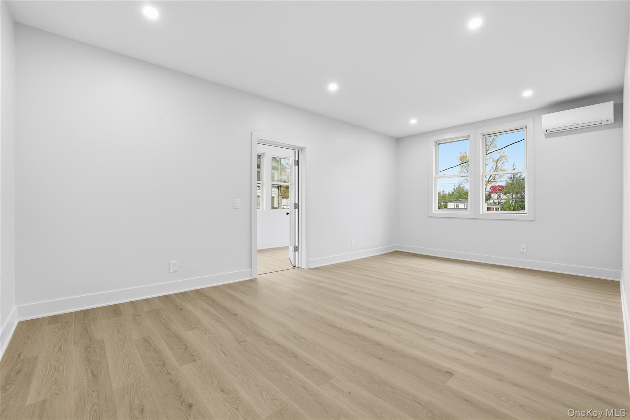 #9 photo, 36 Dunwoodie Street, Yonkers , NY 10704