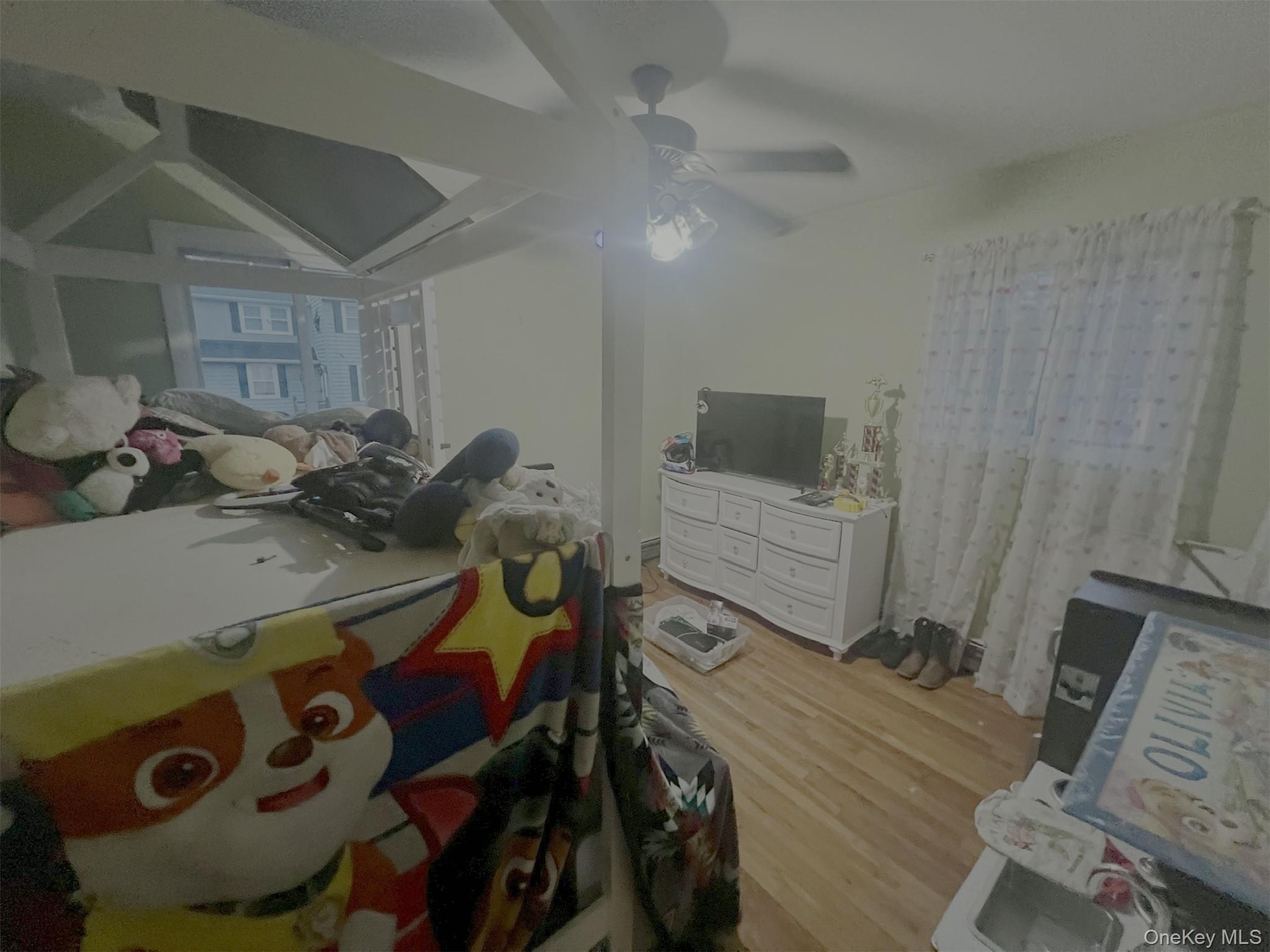 #13 photo, 255 N 7th Street, Ronkonkoma , NY 11779