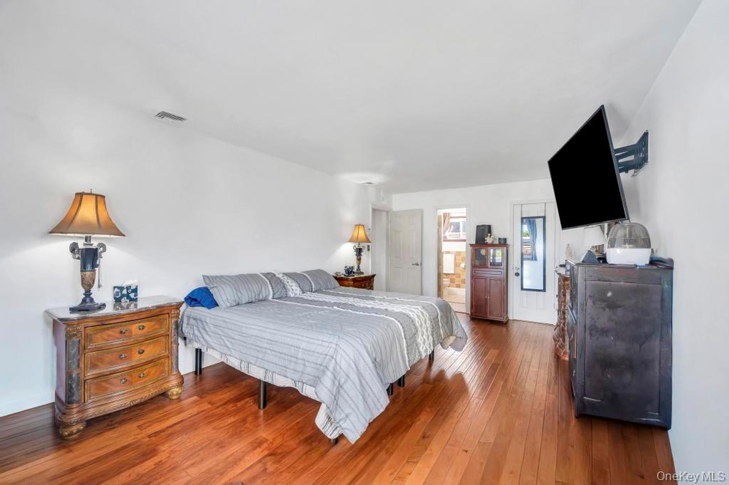 #13 photo, 18 Elmira Street, Deer Park , NY 11729