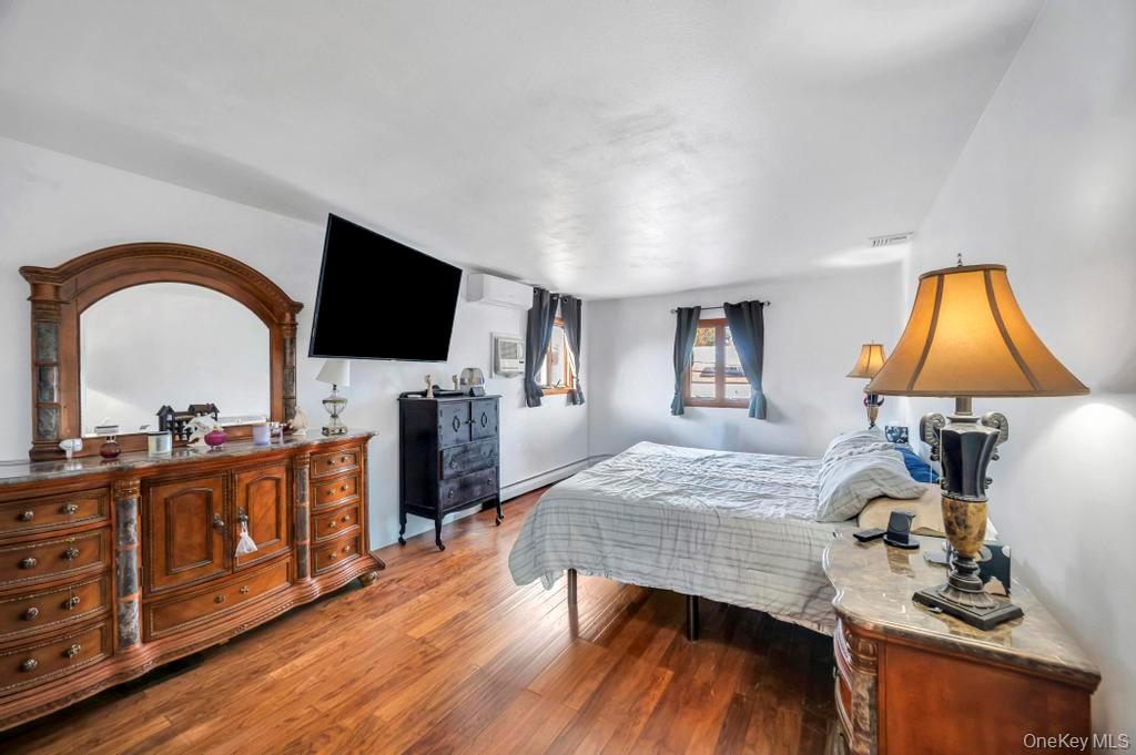 #18 photo, 18 Elmira Street, Deer Park , NY 11729