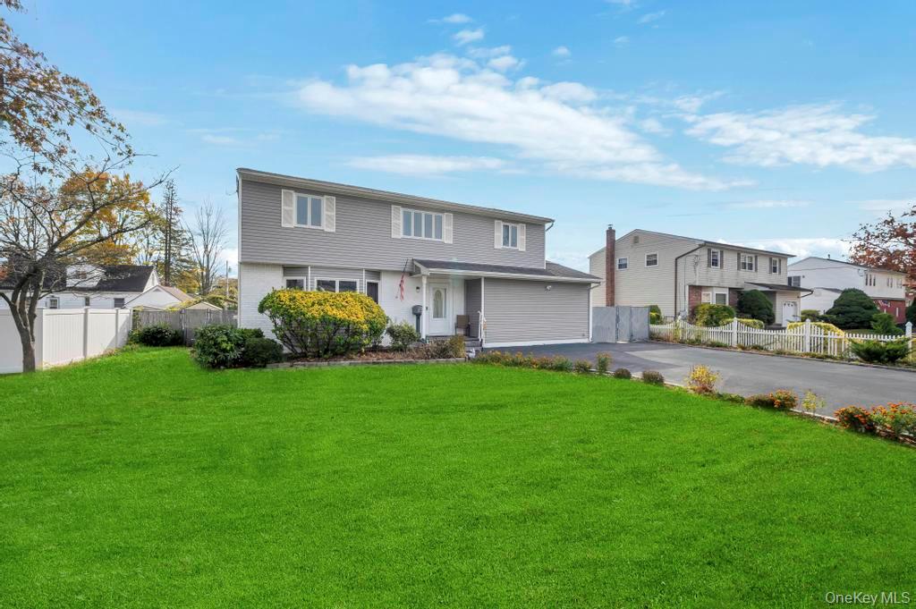 #2 photo, 18 Elmira Street, Deer Park , NY 11729