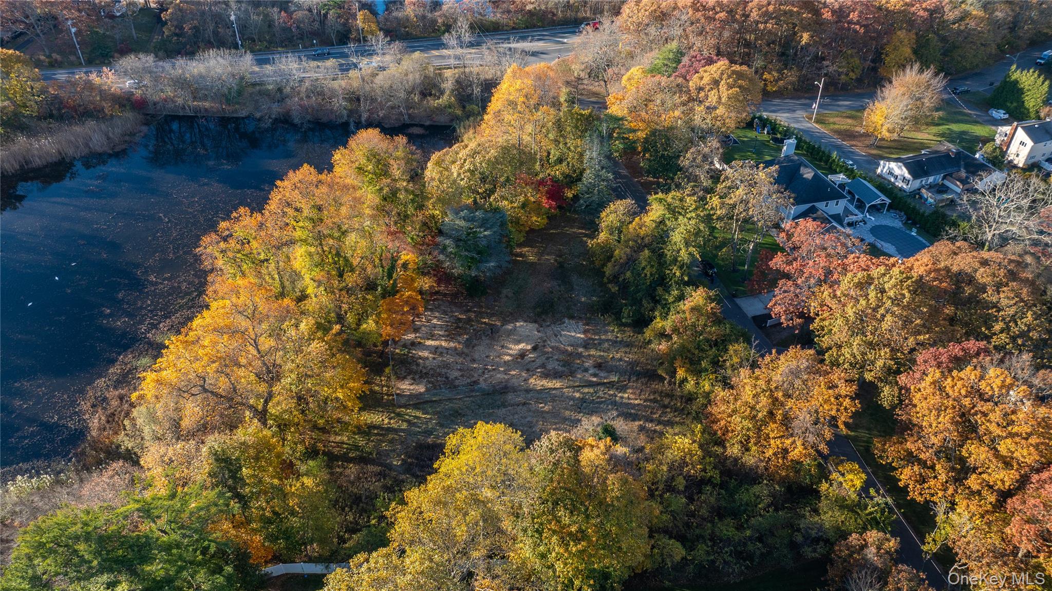 #19 photo, 81 Old Broadway Avenue, Sayville , NY 11782