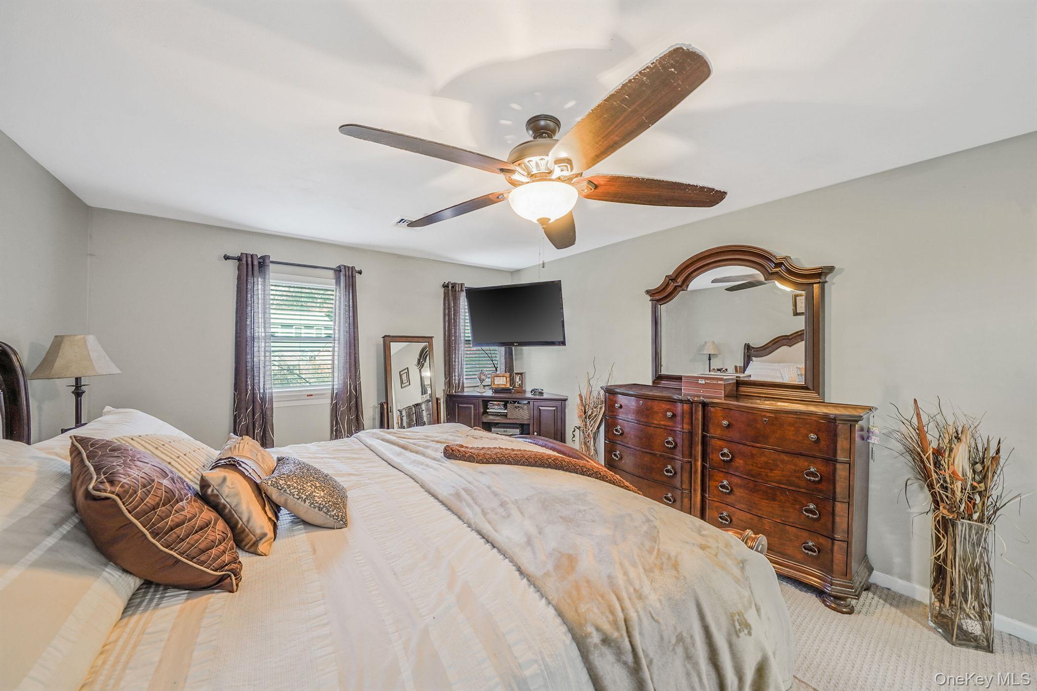 #18 photo, 18 Ashford Drive, Ridge , NY 11961