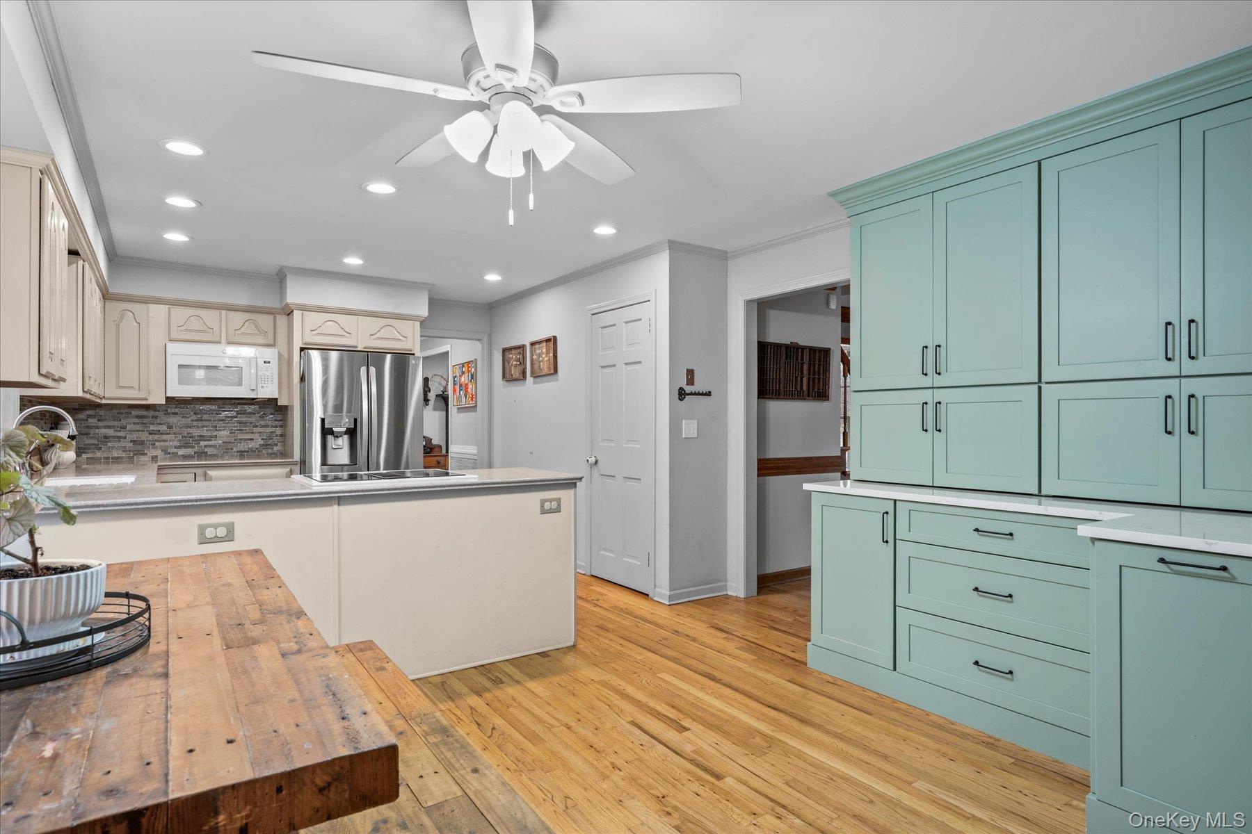 #8 photo, 73 Farm Road, Wading River , NY 11792