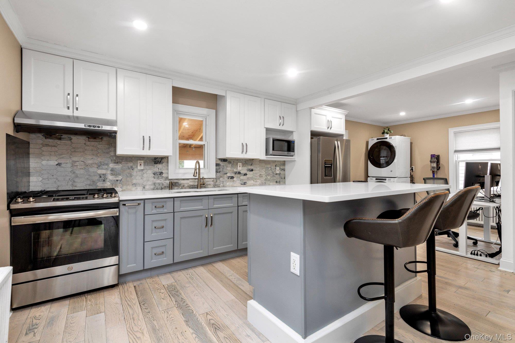 #8 photo, 98 Ethel Street, Valley Stream , NY 11580