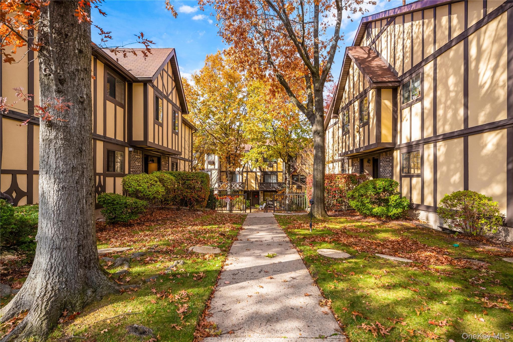 #2 photo, 155A Devon Loop, Staten Island , NY 10314