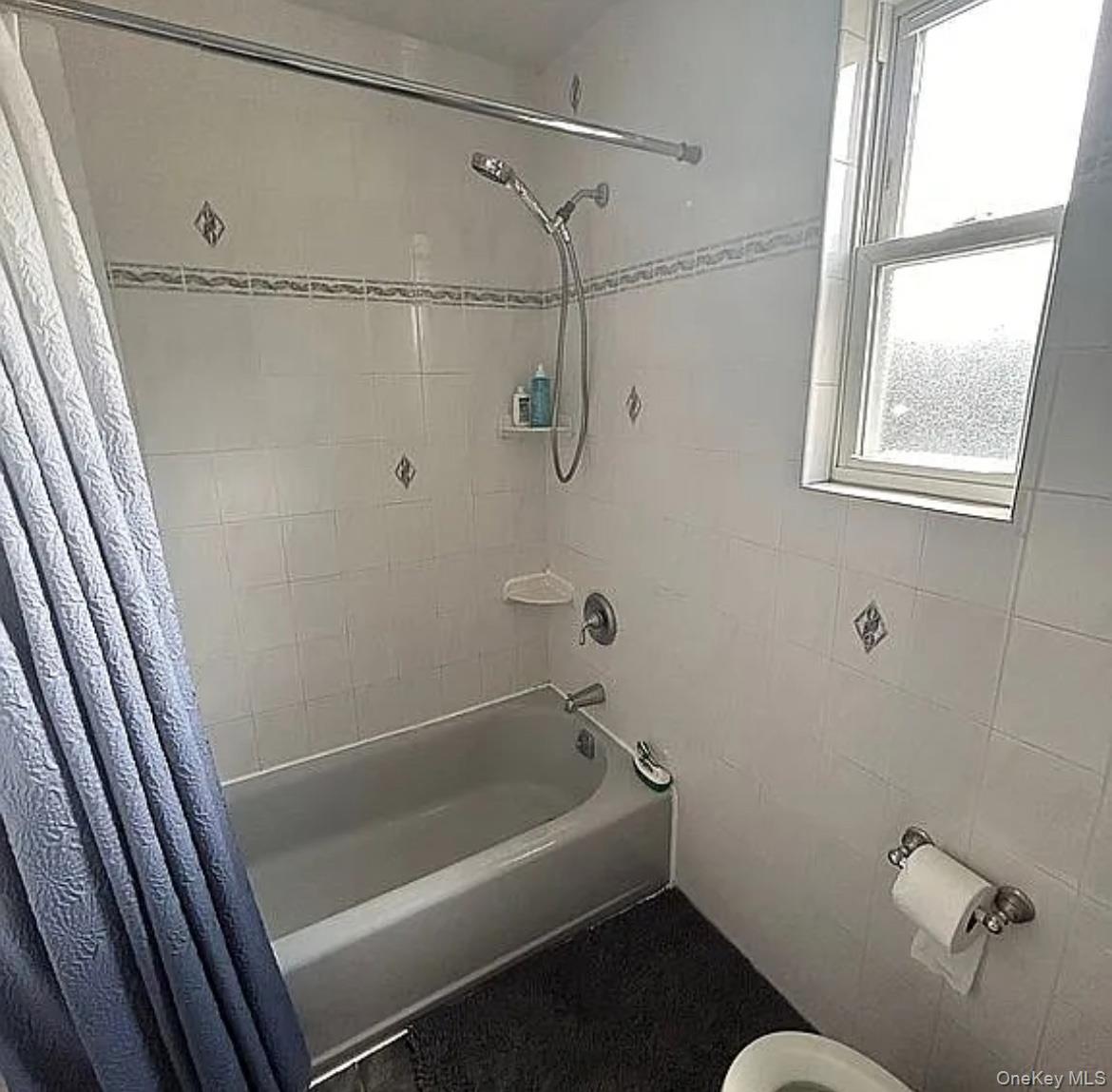 #11 photo, 264-17 Langston Avenue, Glen Oaks , NY 11004