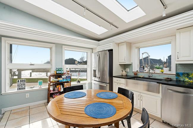 #11 photo, 49 S Bay Avenue, Amityville , NY 11701