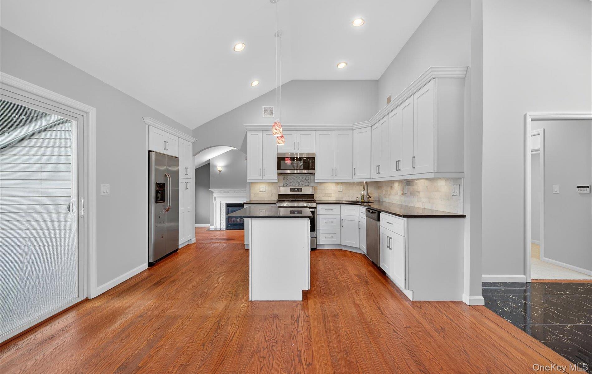 #10 photo, 44 Keeler Avenue, Merrick , NY 11566