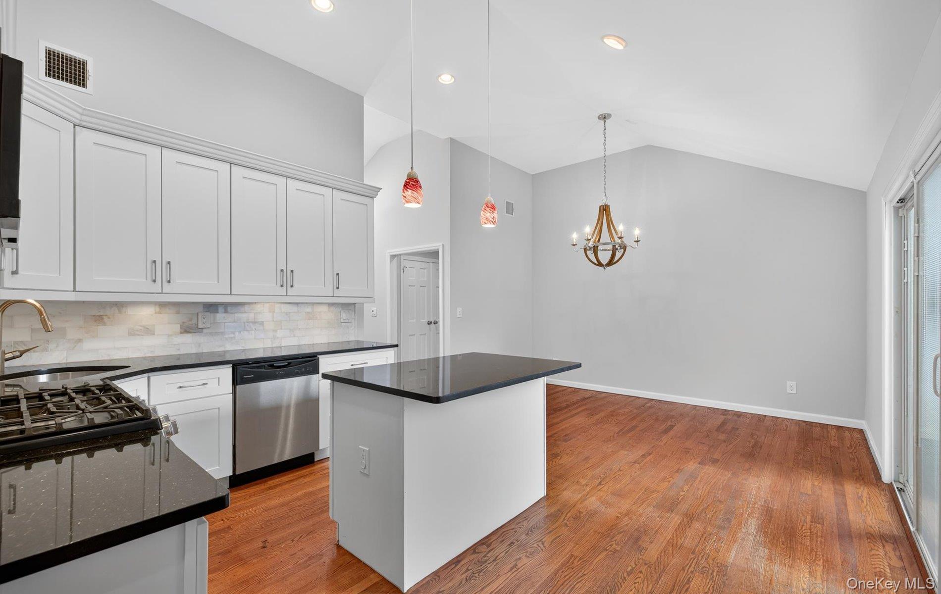 #13 photo, 44 Keeler Avenue, Merrick , NY 11566