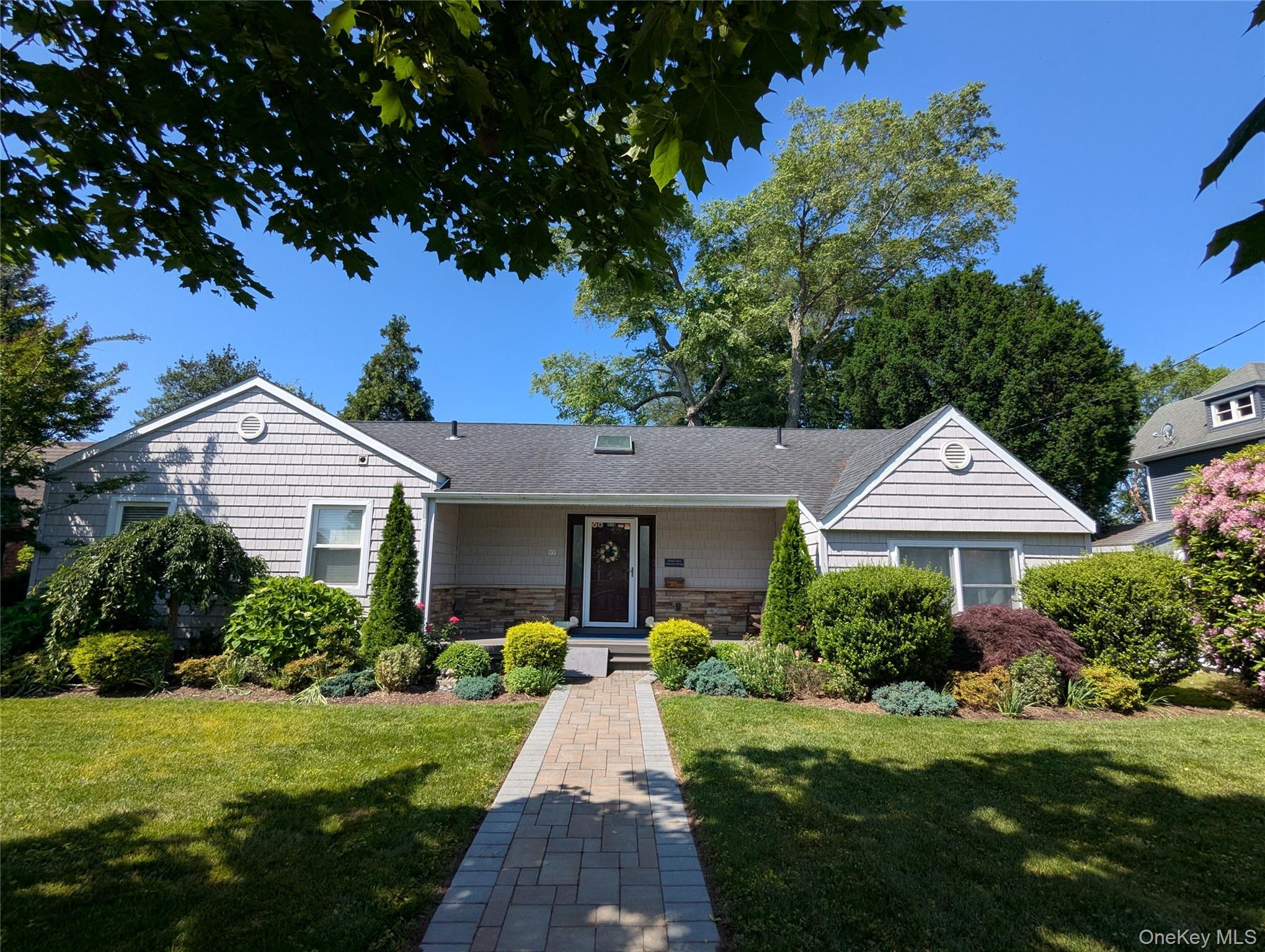 #2 photo, 44 Keeler Avenue, Merrick , NY 11566