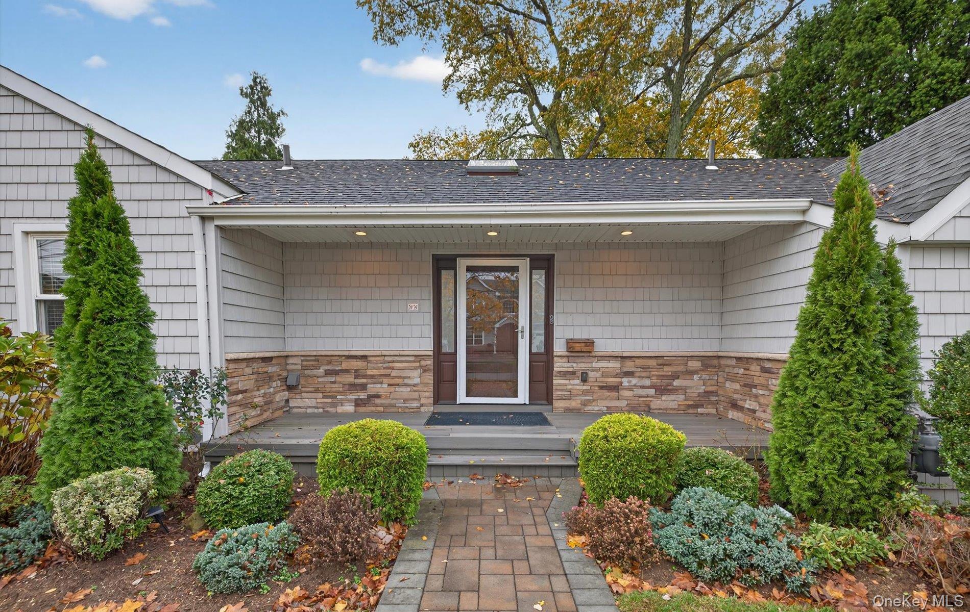 #3 photo, 44 Keeler Avenue, Merrick , NY 11566