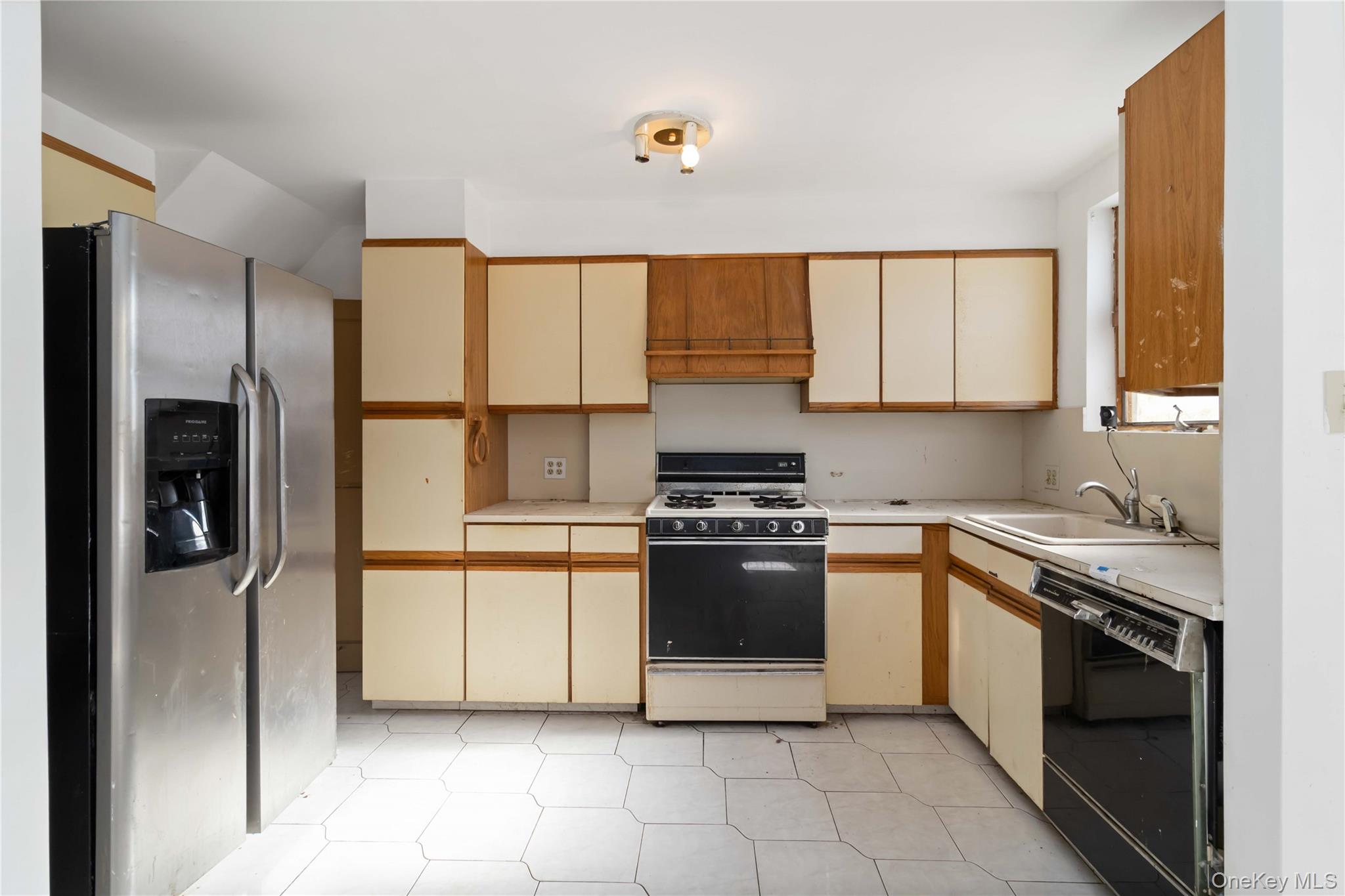 #15 photo, 1593 Independence Avenue, Brooklyn , NY 11228