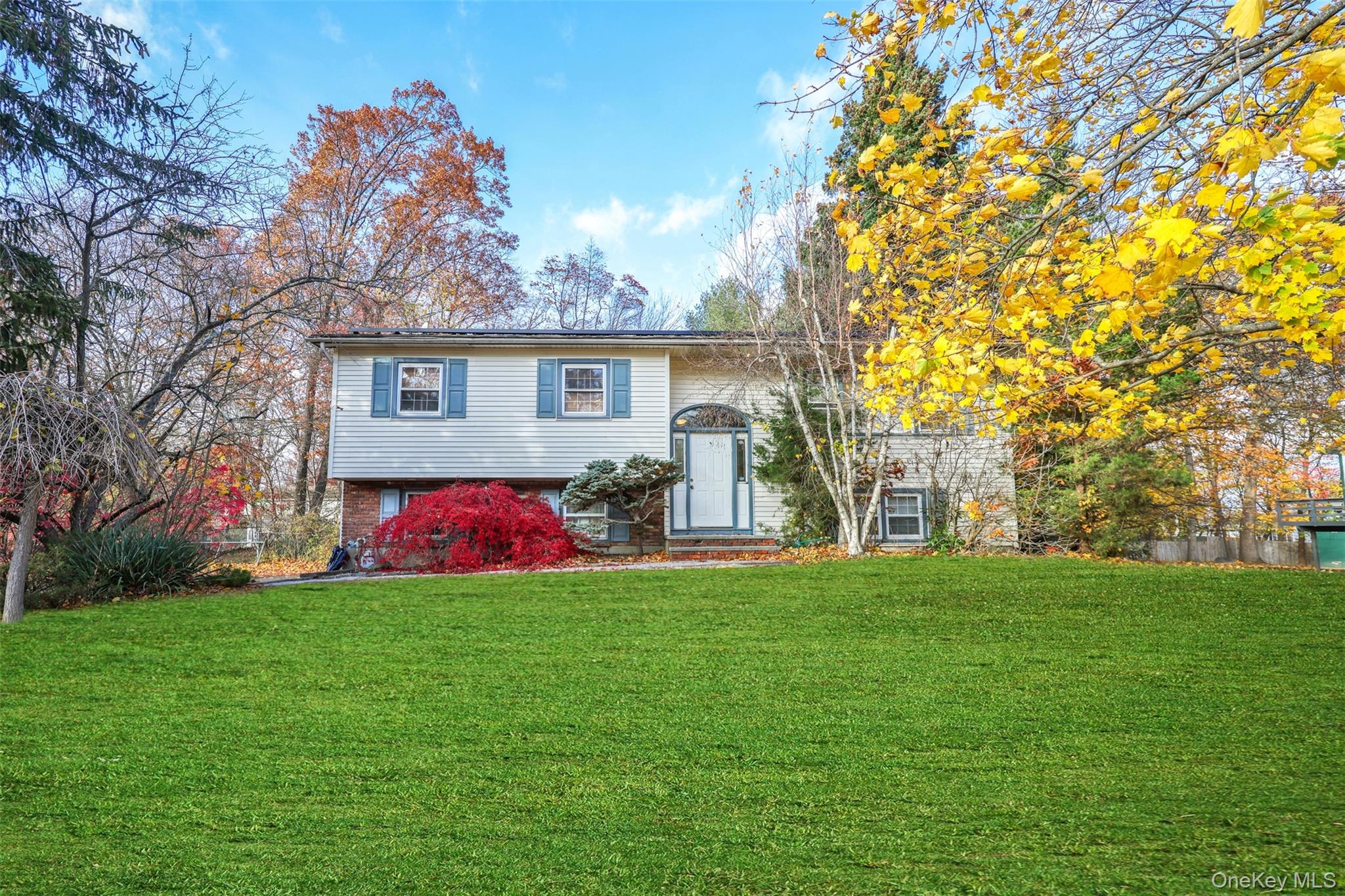 #1 photo, 29 Strathmore Drive, New City , NY 10956