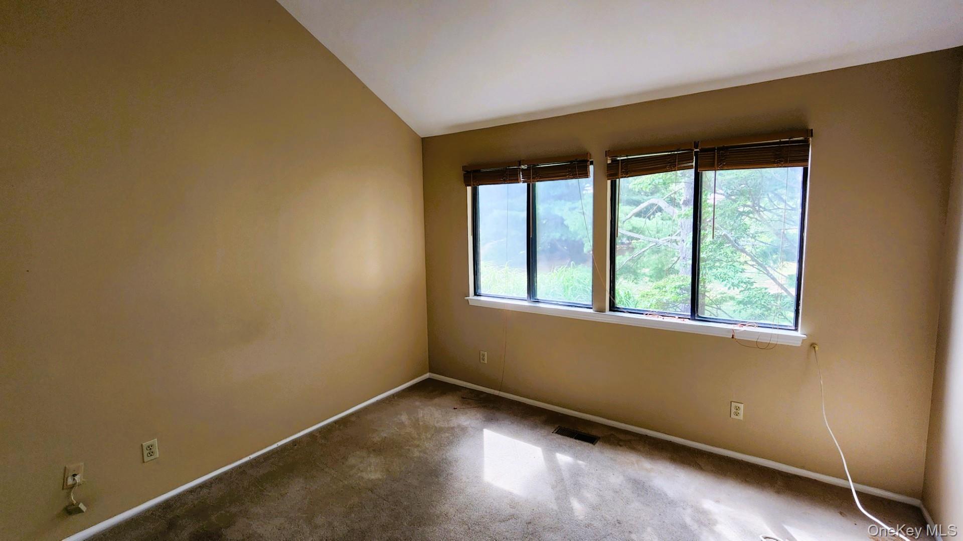 #12 photo, 18 Fox Run, South Salem , NY 10590