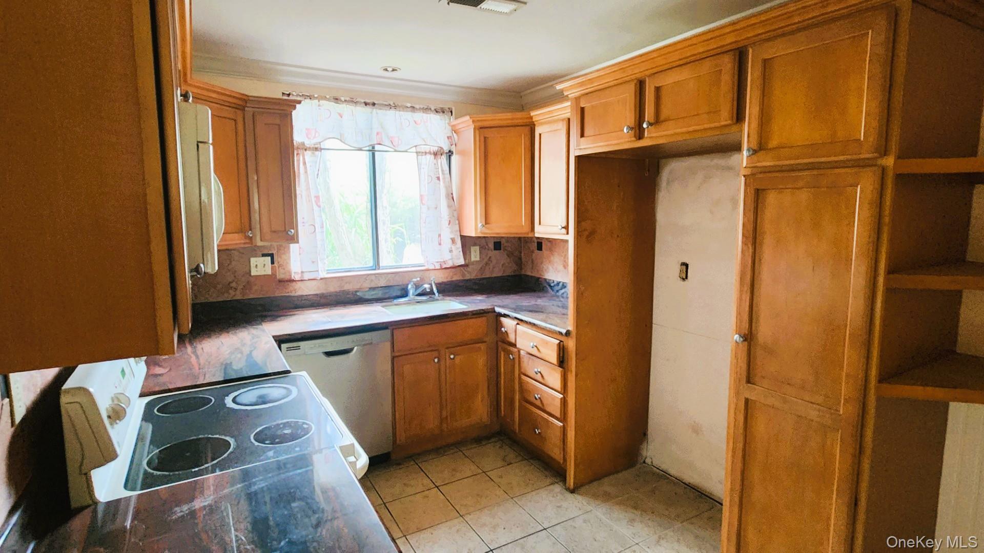 #5 photo, 18 Fox Run, South Salem , NY 10590