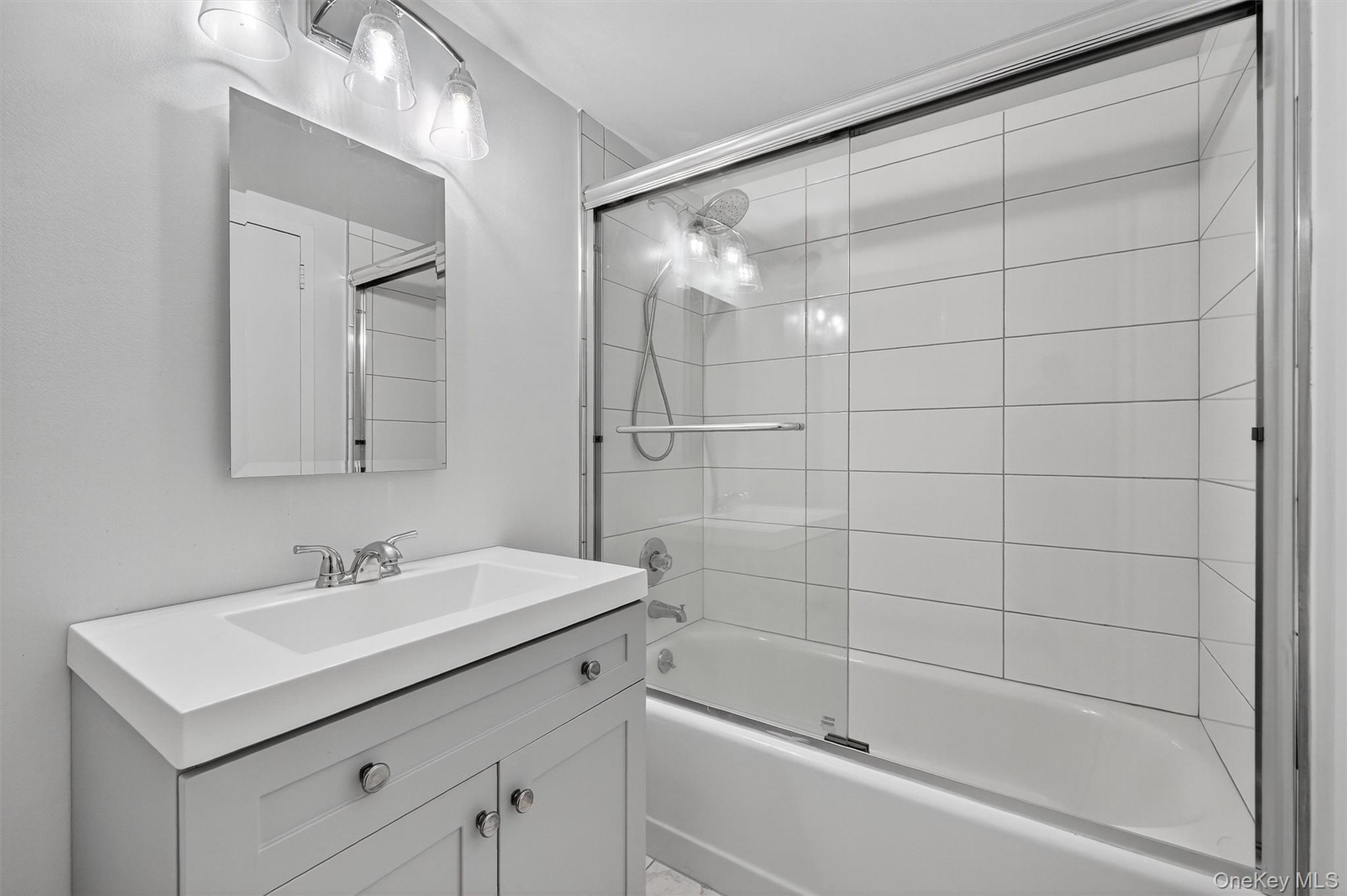 #8 photo, 1 Landmark Square, Port Chester , NY 10573