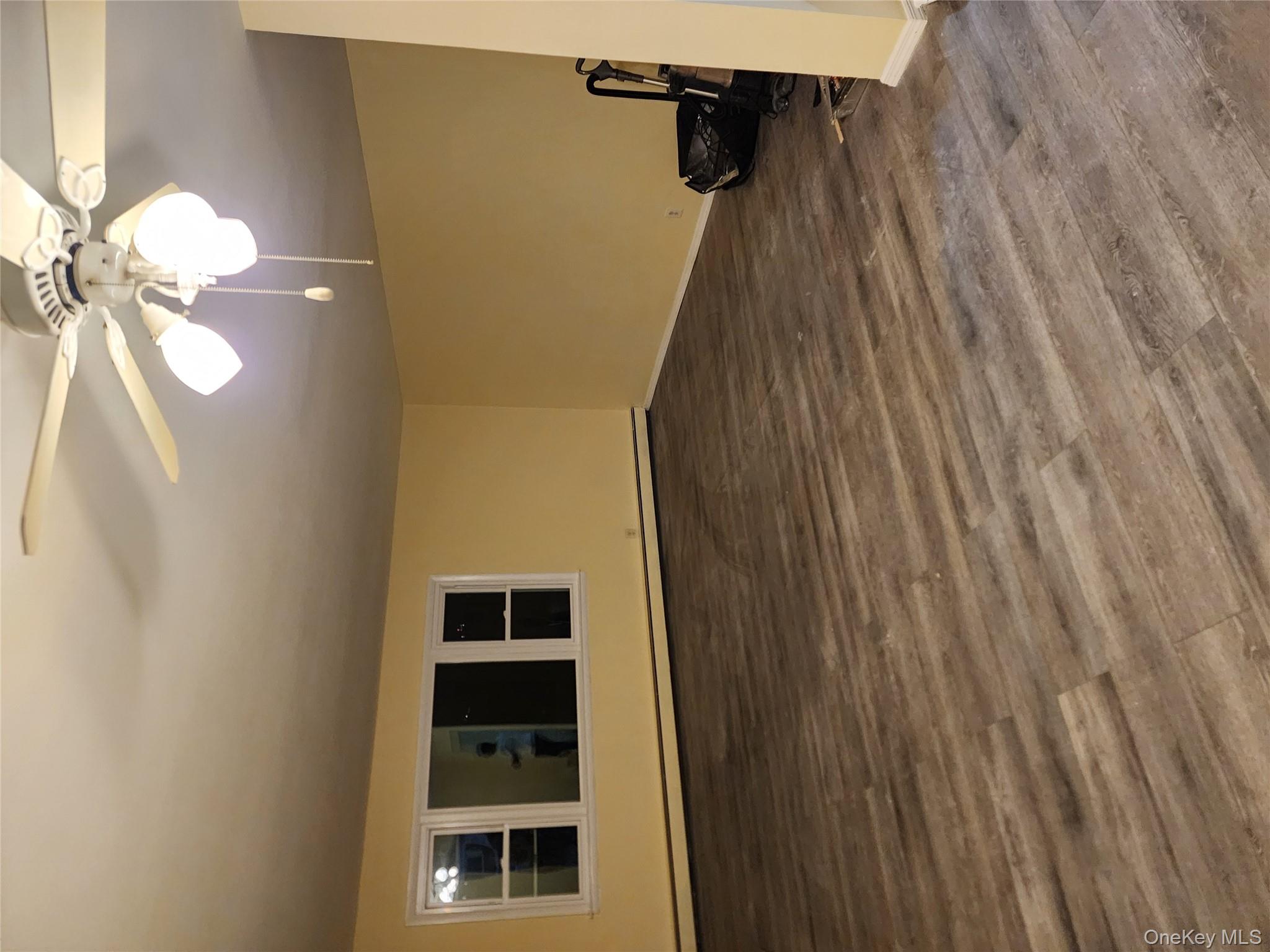 #3 photo, 166 Hillcrest Road, Mount Vernon , NY 10552