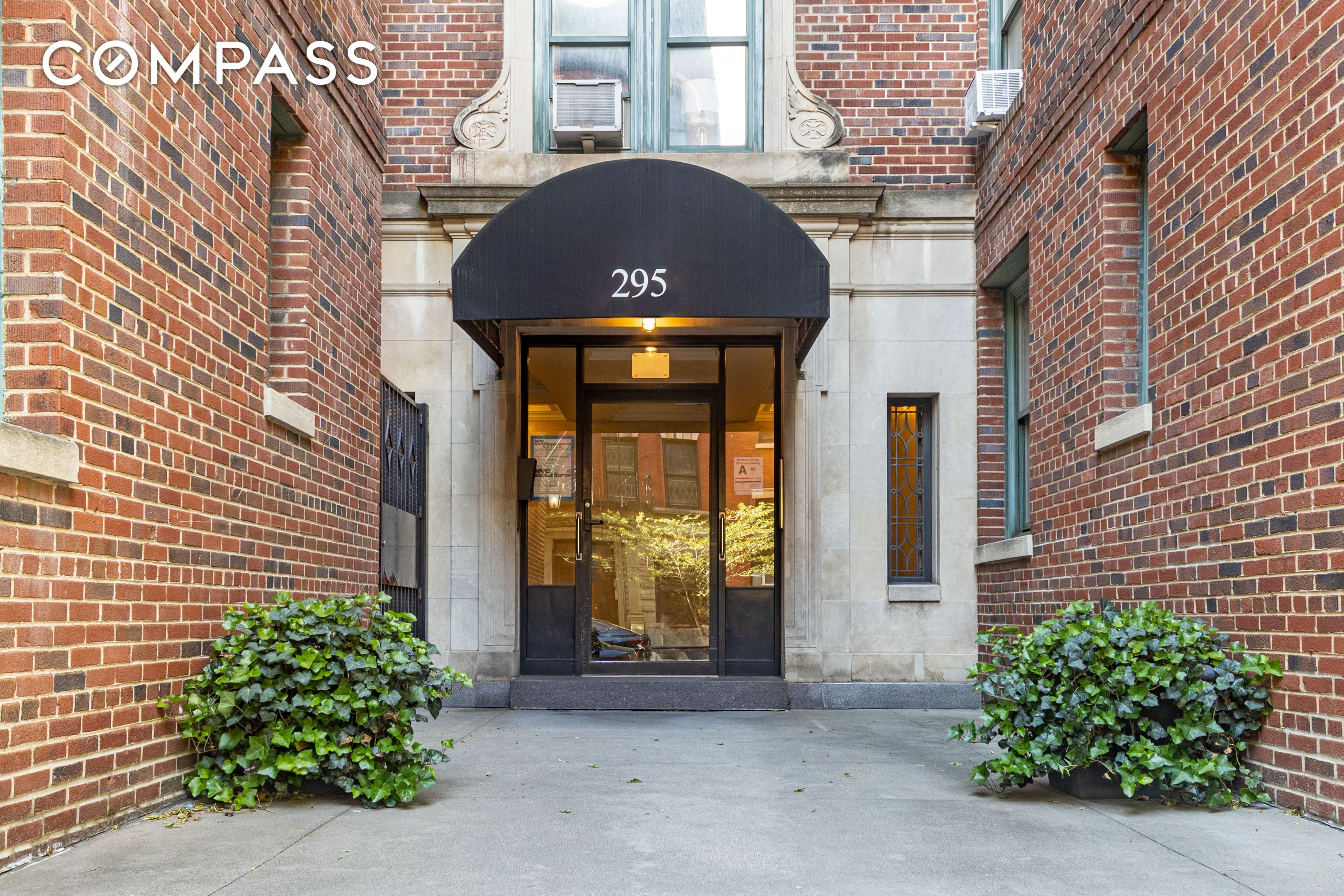 #10 photo, 295 W 11th Street, West Village , NY 10014