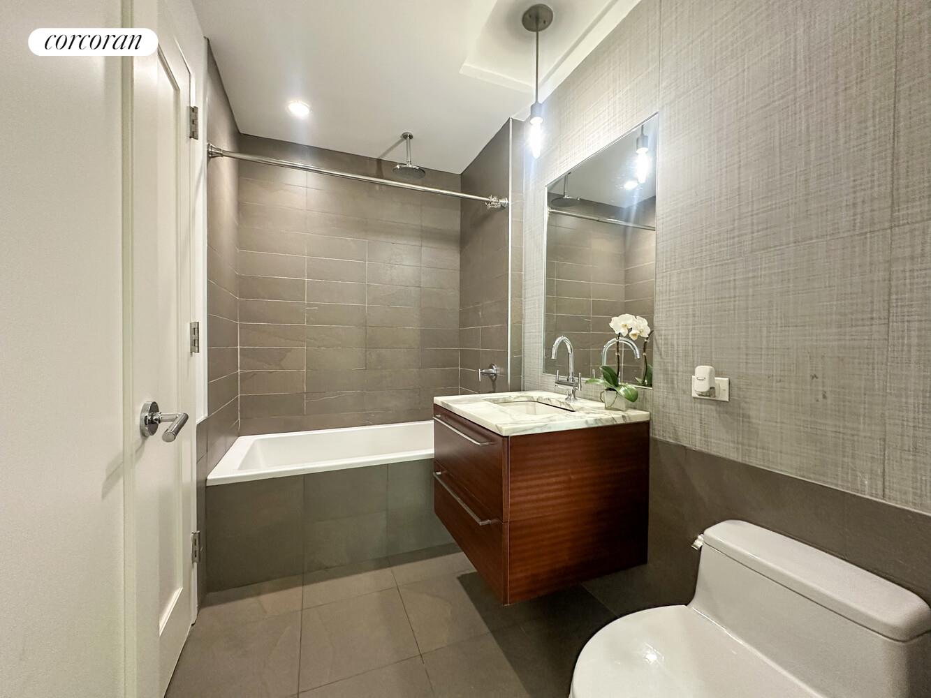 #6 photo, Long Island City, Long Island City , NY 11101