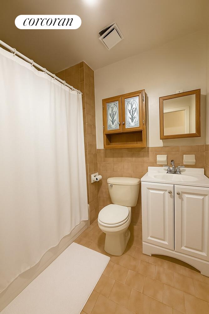 #10 photo, Brooklyn, Bushwick , NY 11237