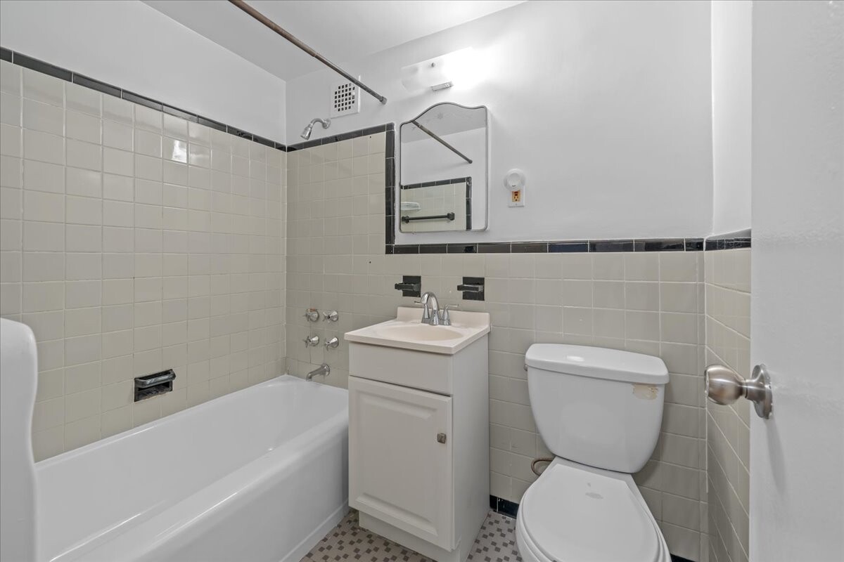 #13 photo, 750 KAPPOCK Street, Spuyten Duyvil , NY 10463