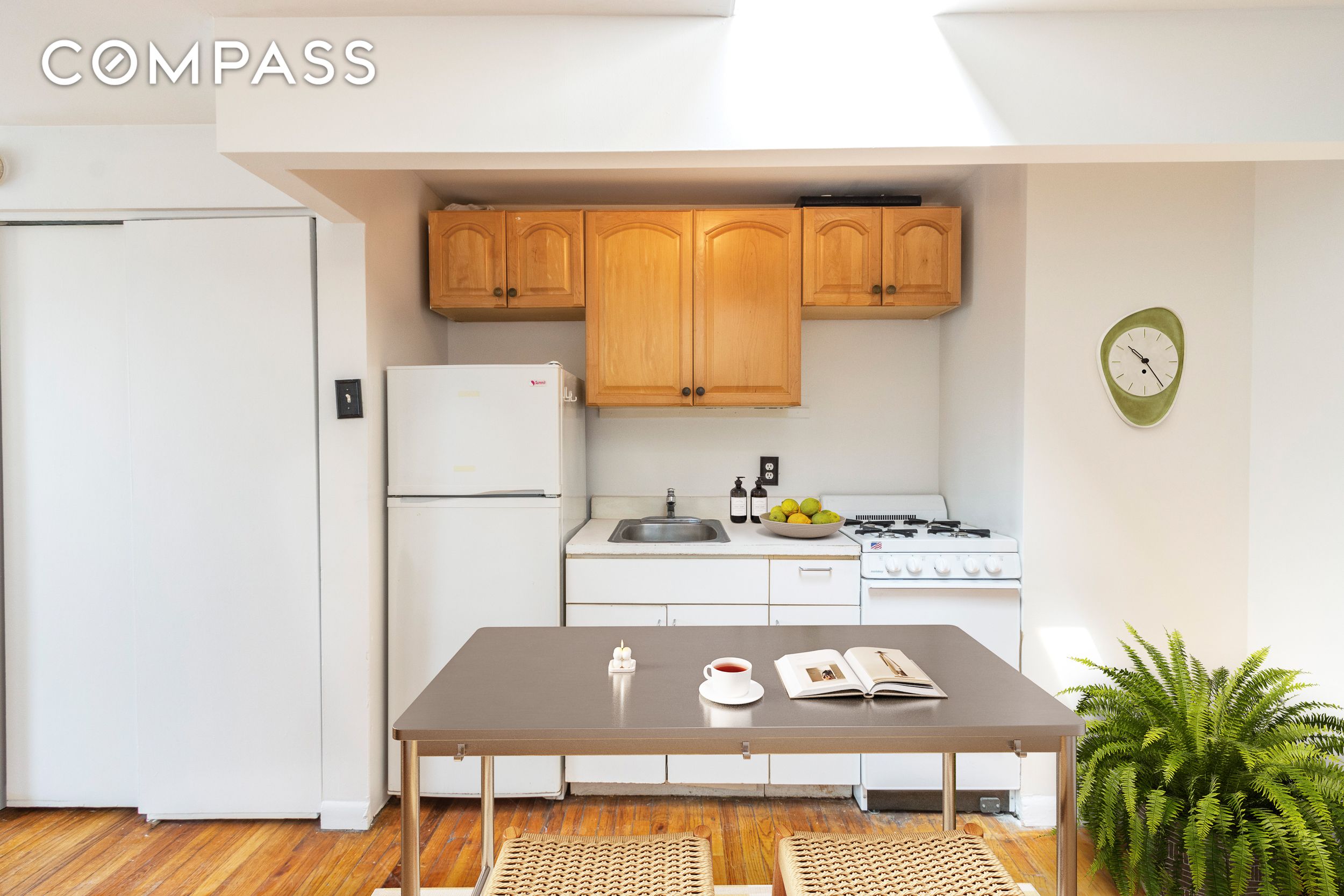 #6 photo, New York City, East Village , NY 10003