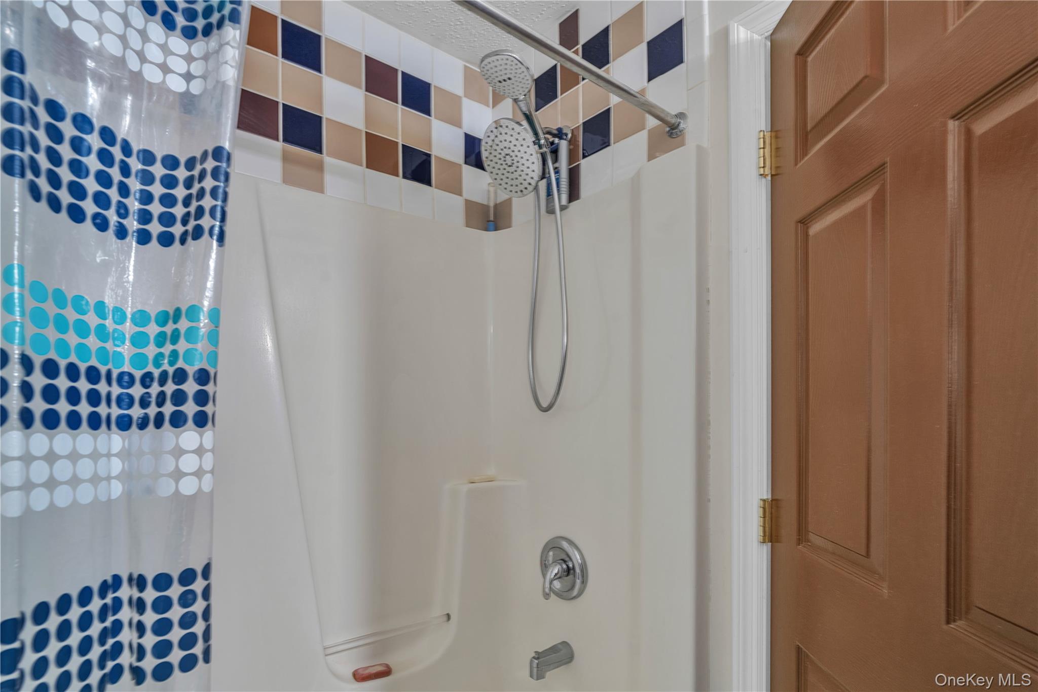 #20 photo, 221 Macdougal Street, Brooklyn , NY 11233