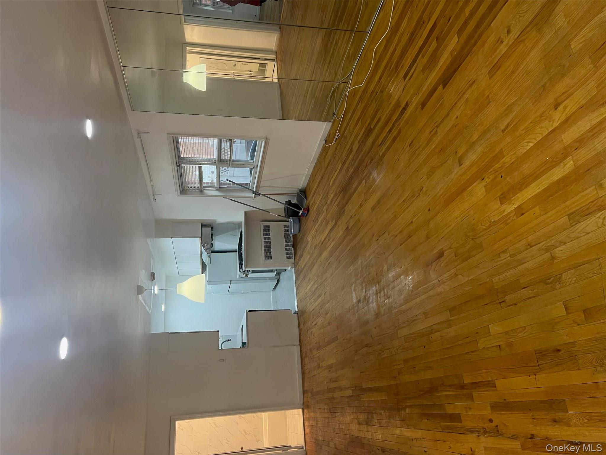 #6 photo, 69-21 229th Street, Bayside , NY 11364