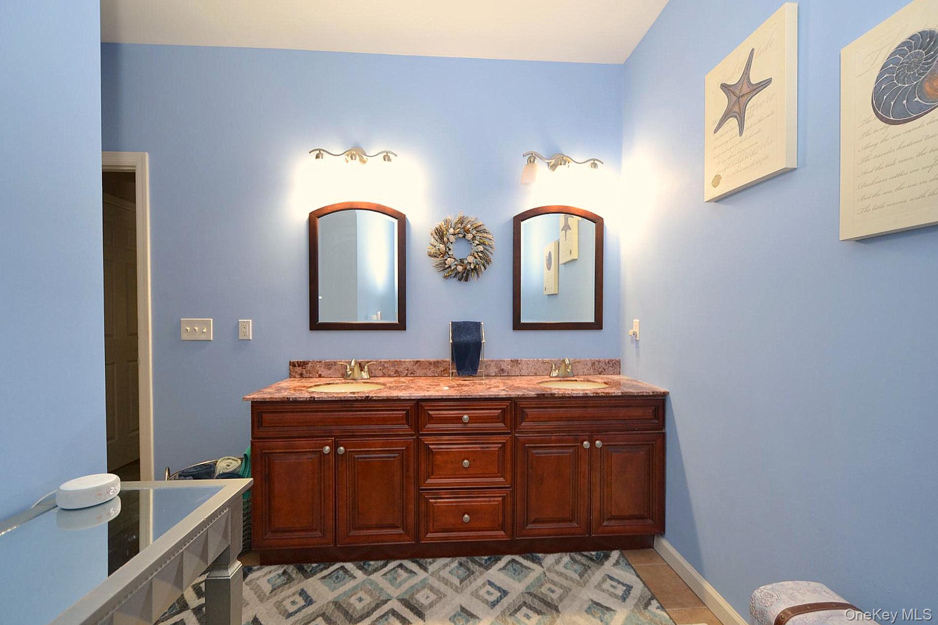 #13 photo, 11 Macintosh, サフォーク郡 Selden , NY 11784