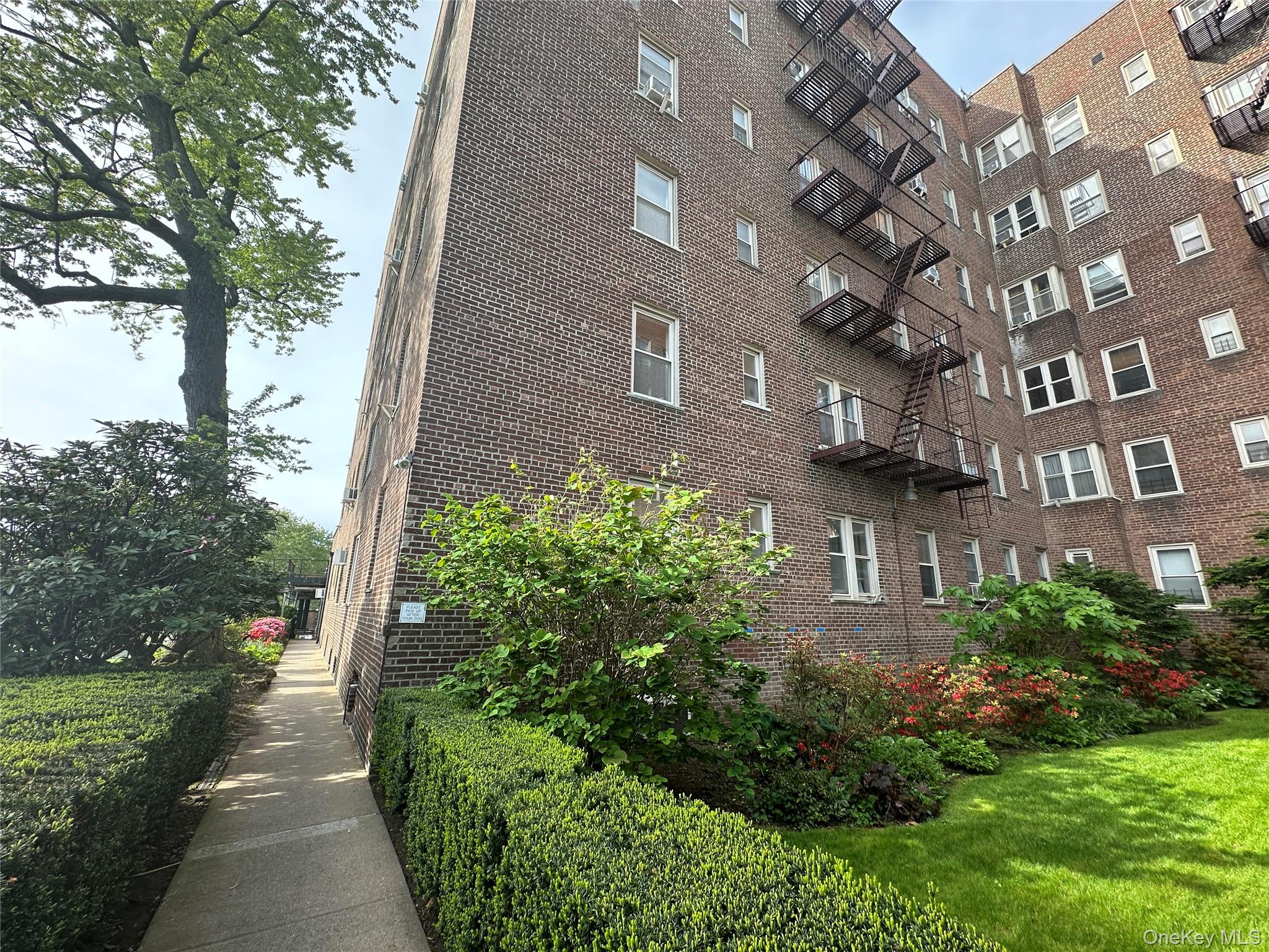 #1 photo, 84-49 168th Street, Jamaica Hills , NY 11432