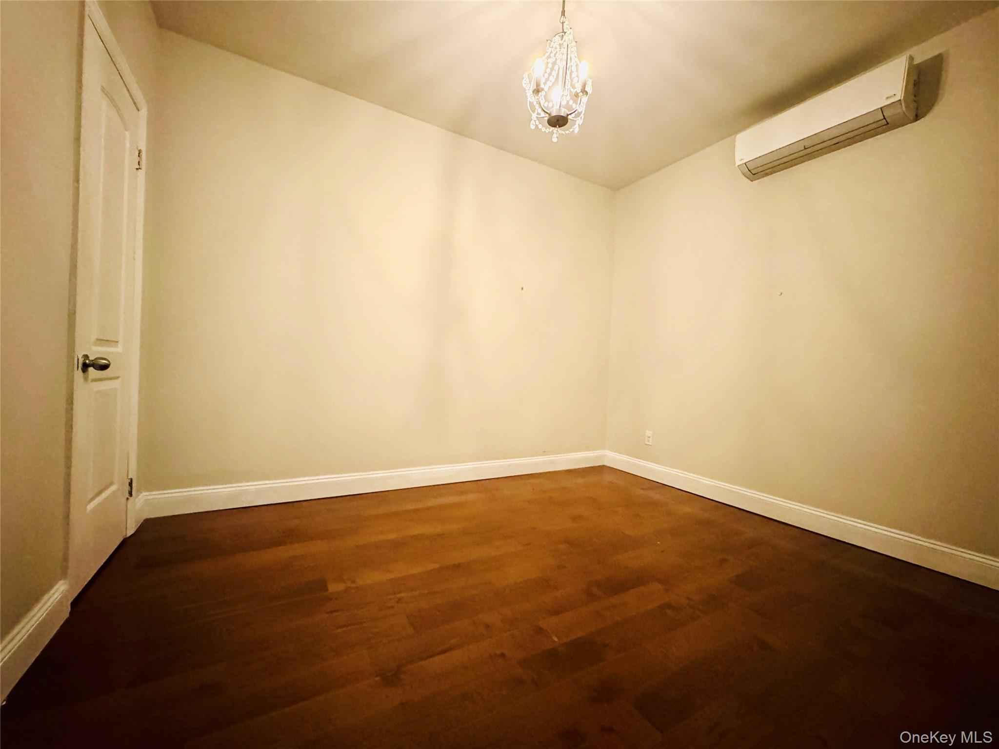 #9 photo, 71-20 66th Place, Glendale , NY 11385