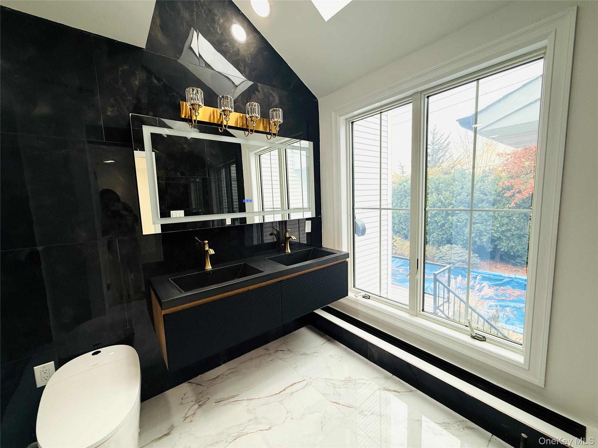 #11 photo, 65 Mellow Ln, Jericho , NY 11753