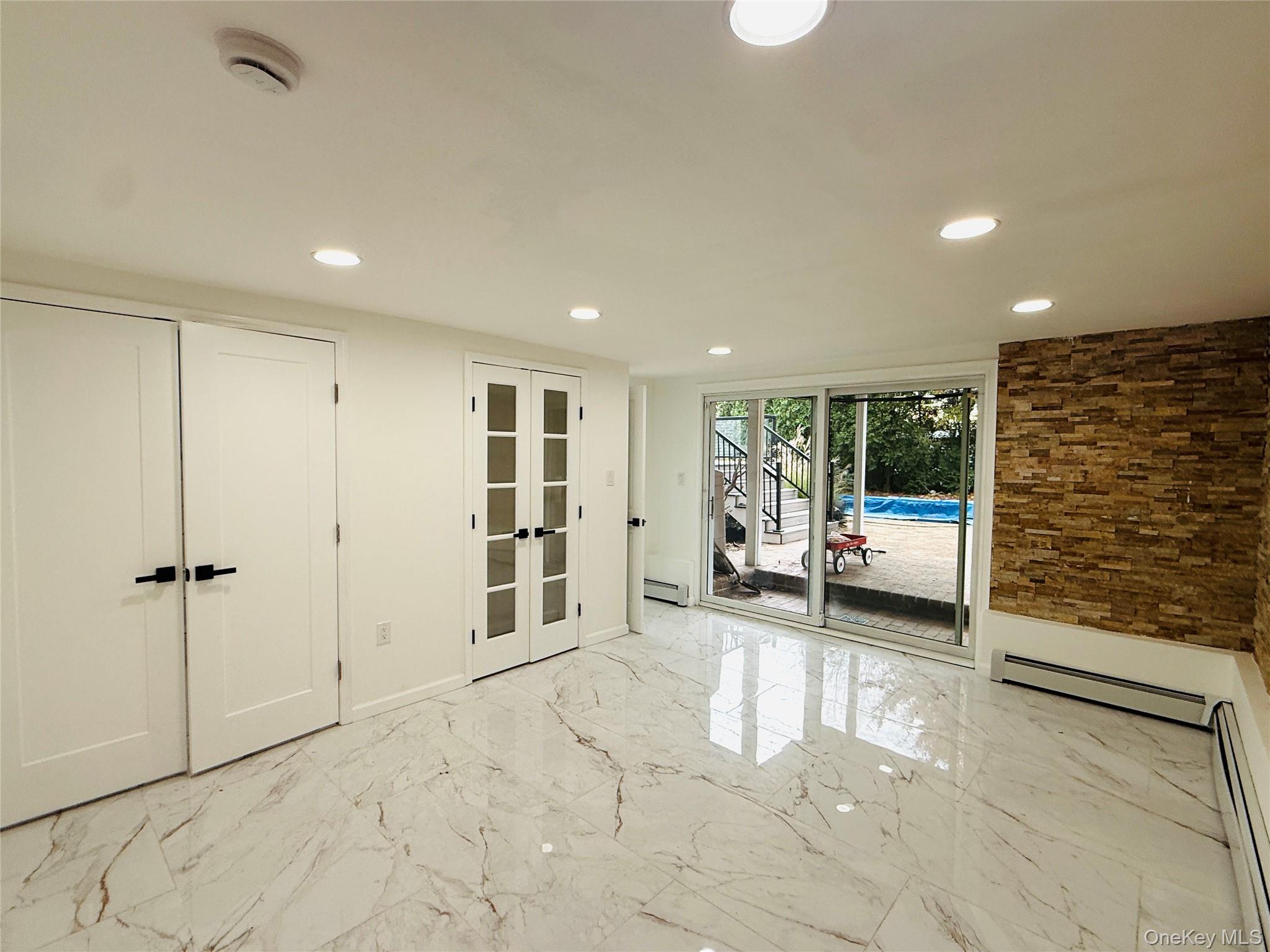 #17 photo, 65 Mellow Ln, Jericho , NY 11753