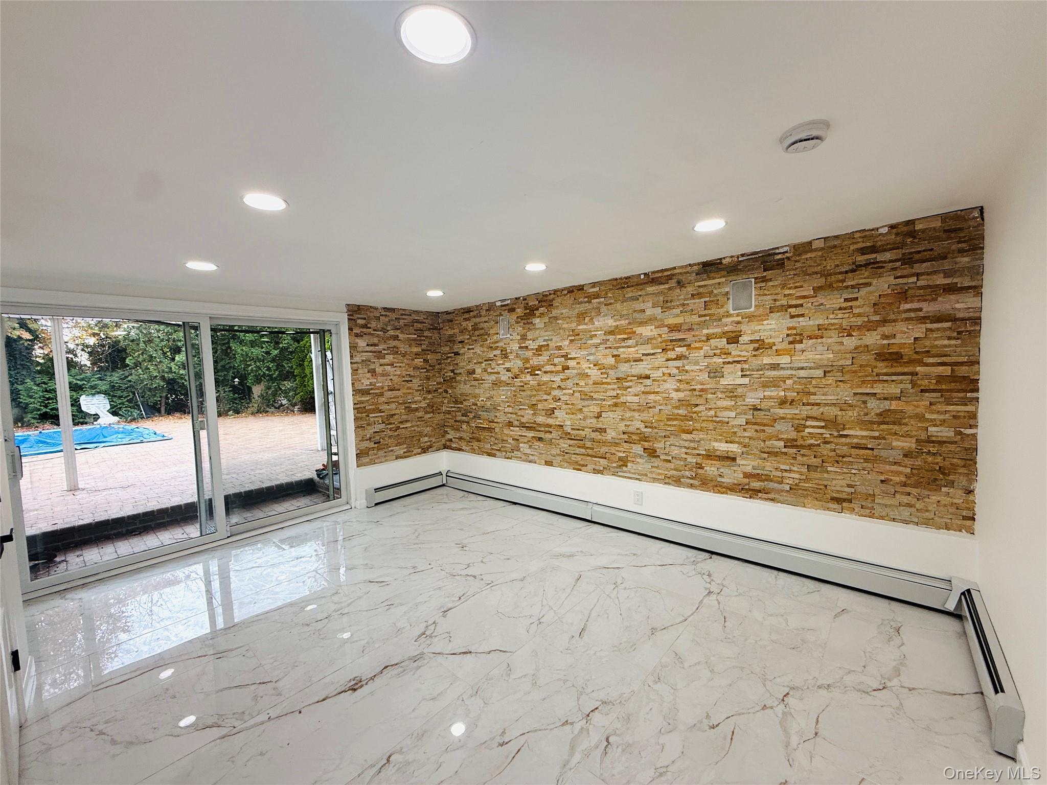 #18 photo, 65 Mellow Ln, Jericho , NY 11753