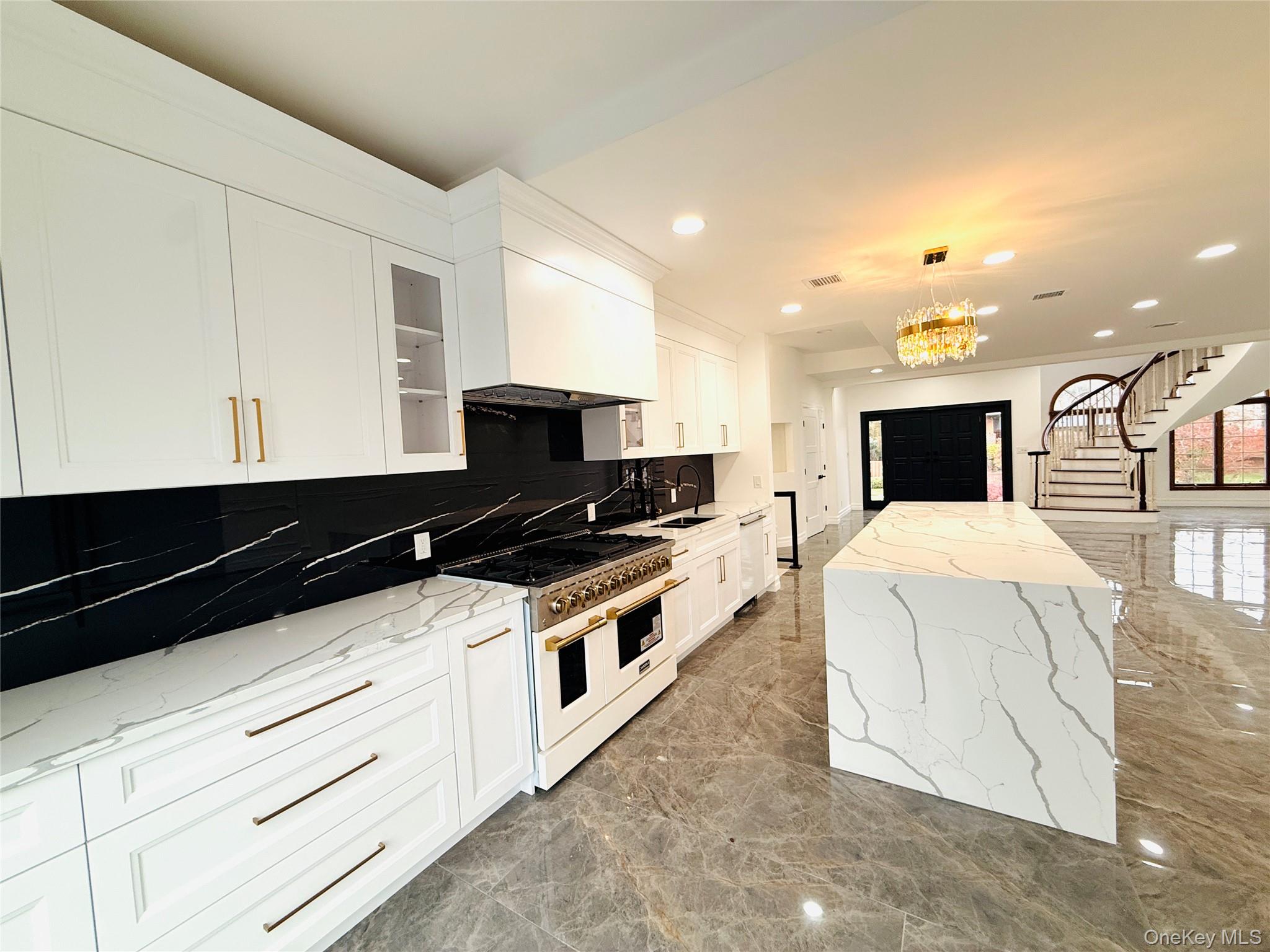 #5 photo, 65 Mellow Ln, Jericho , NY 11753