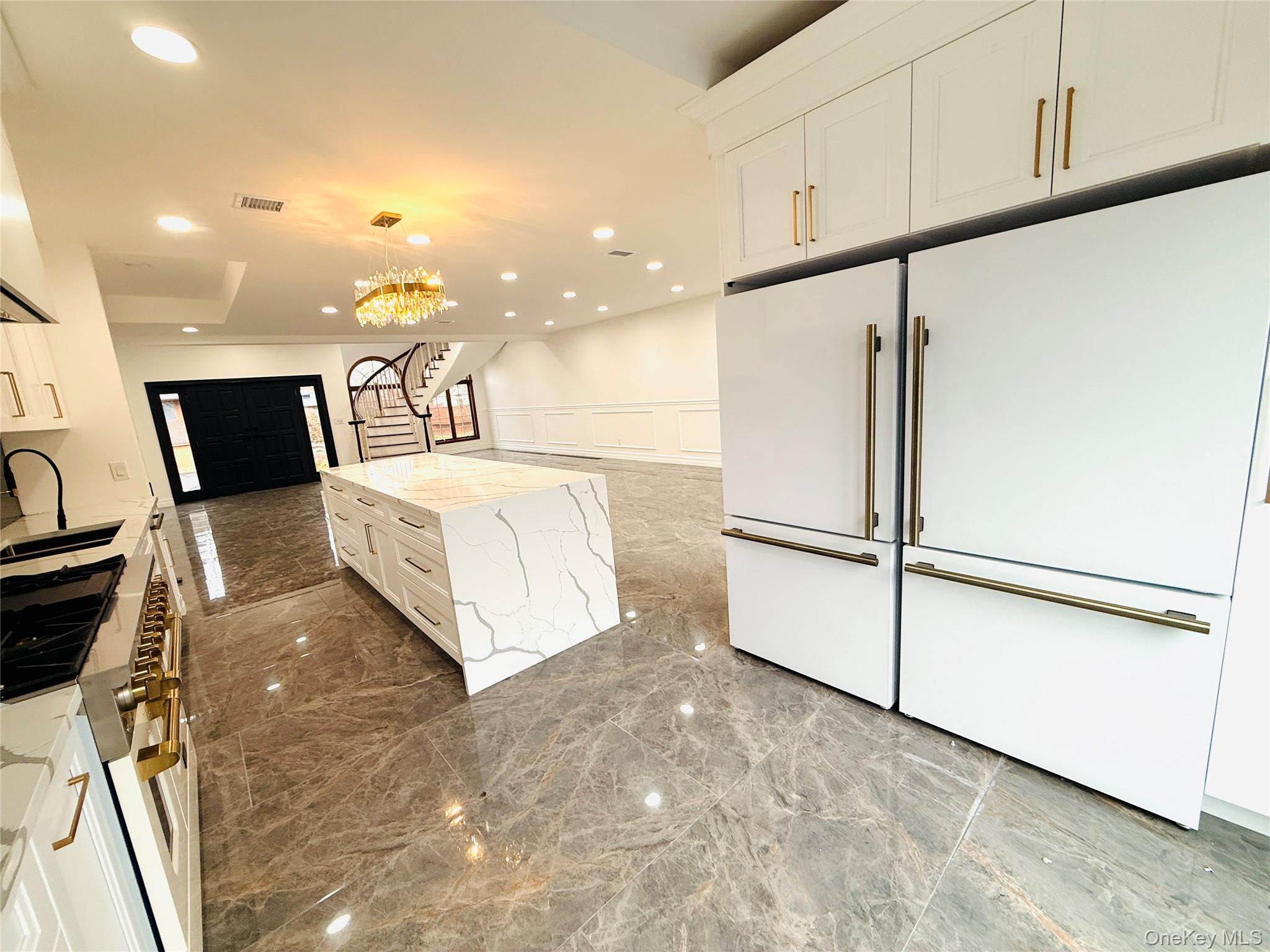 #7 photo, 65 Mellow Ln, Jericho , NY 11753