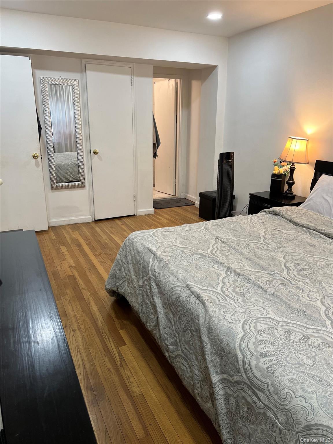 #17 photo, 94-10 59th Avenue, Elmhurst , NY 11373