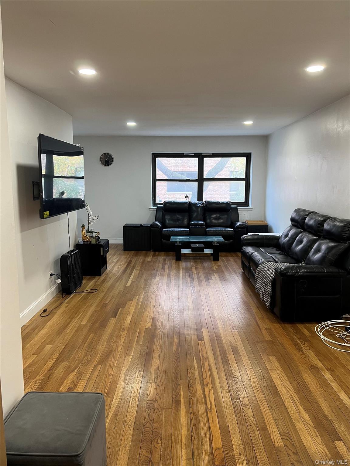 #6 photo, 94-10 59th Avenue, Elmhurst , NY 11373