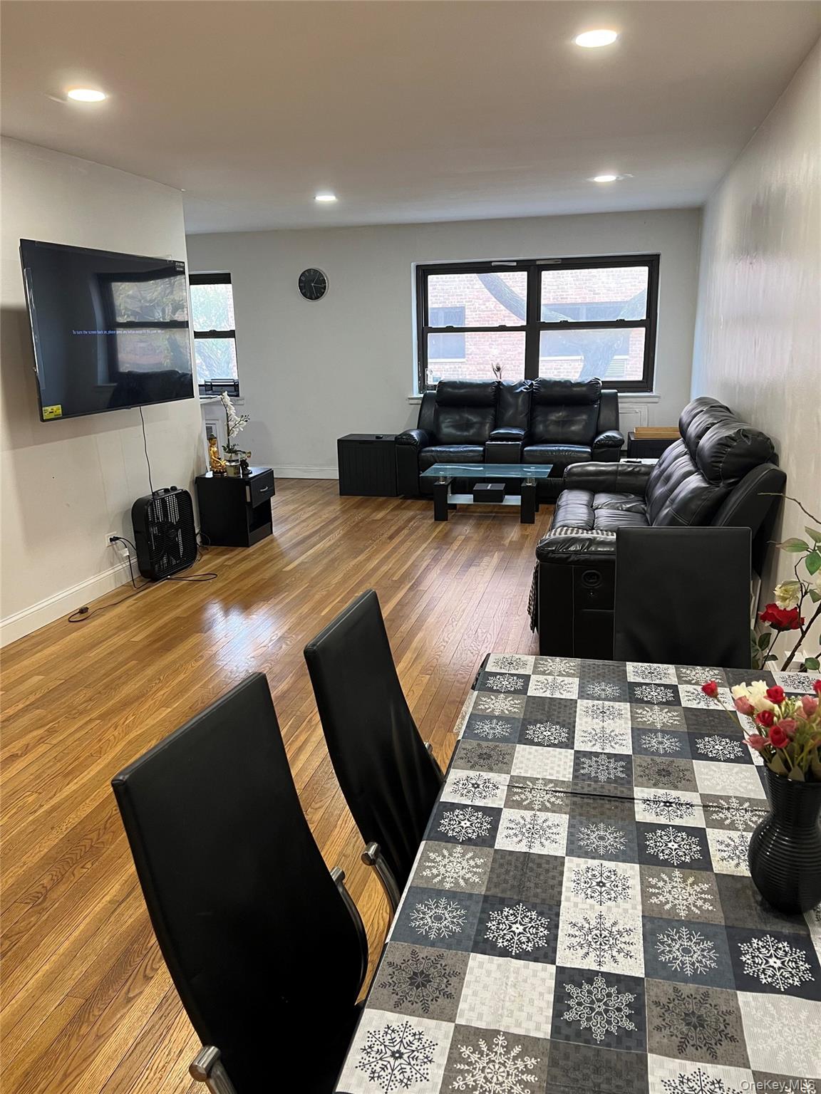 #7 photo, 94-10 59th Avenue, Elmhurst , NY 11373